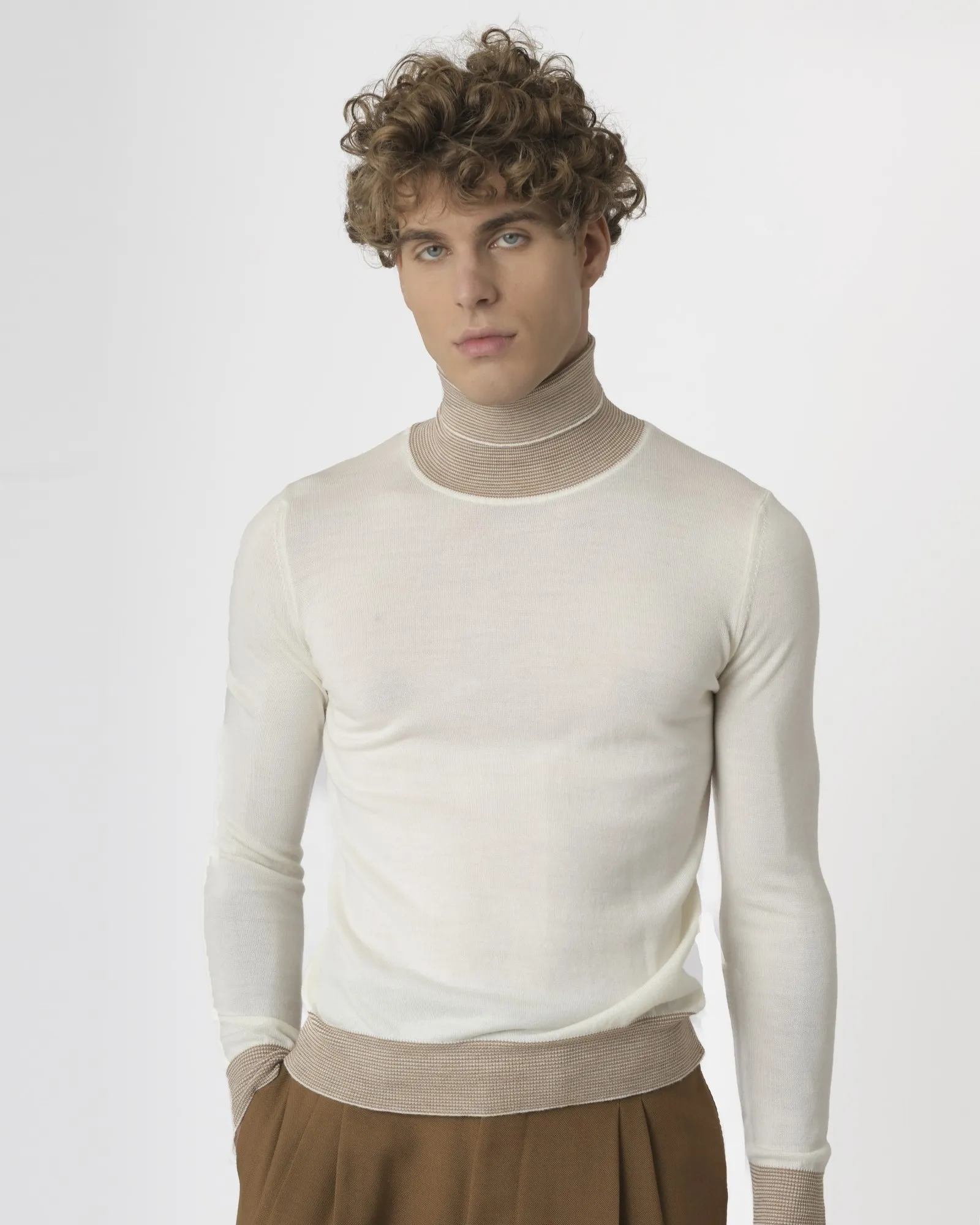 Pull à col roulé Vneck 