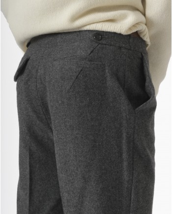 Pantalon gris anthracite en laine 120% Lino