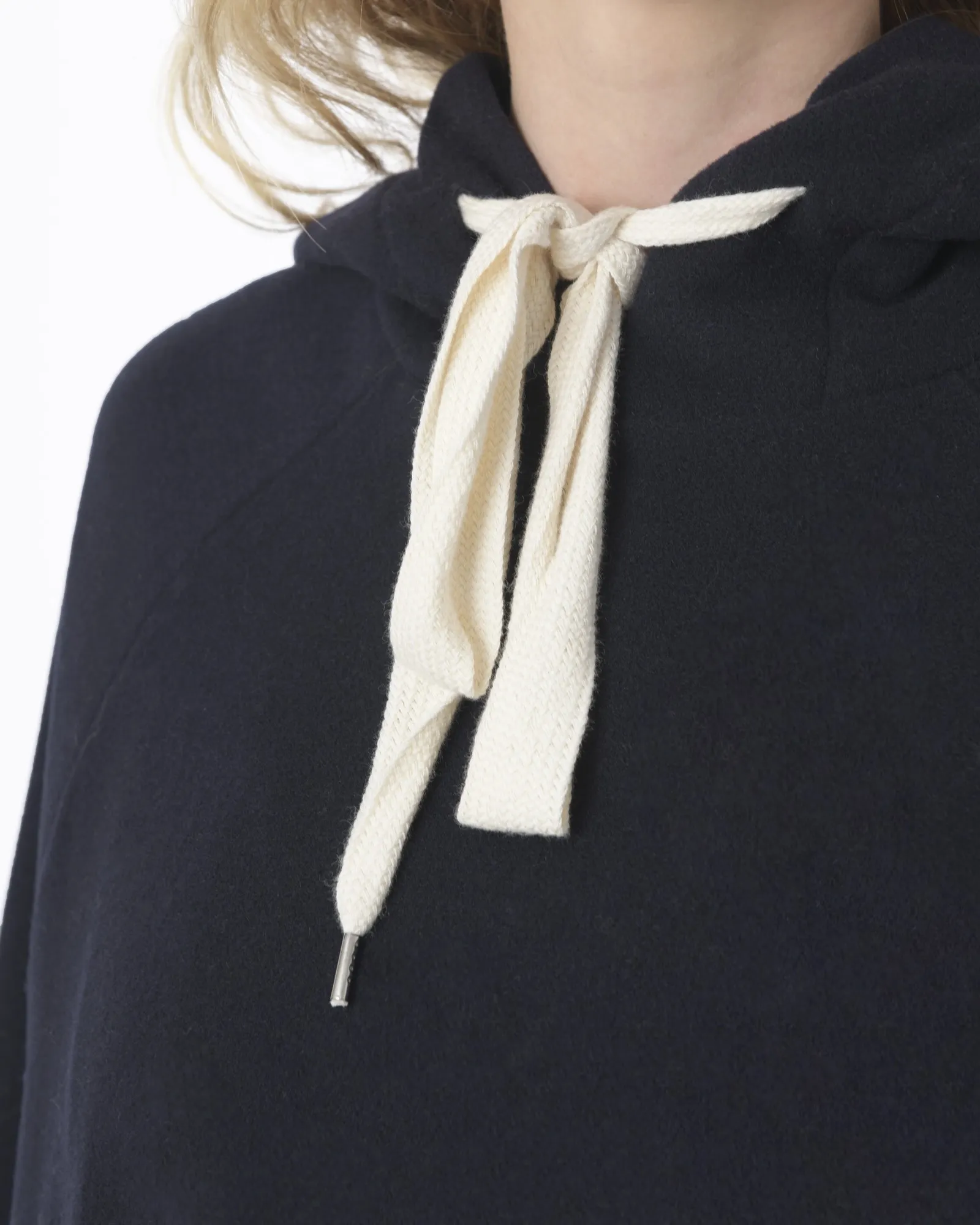Sweat a capuche Avn