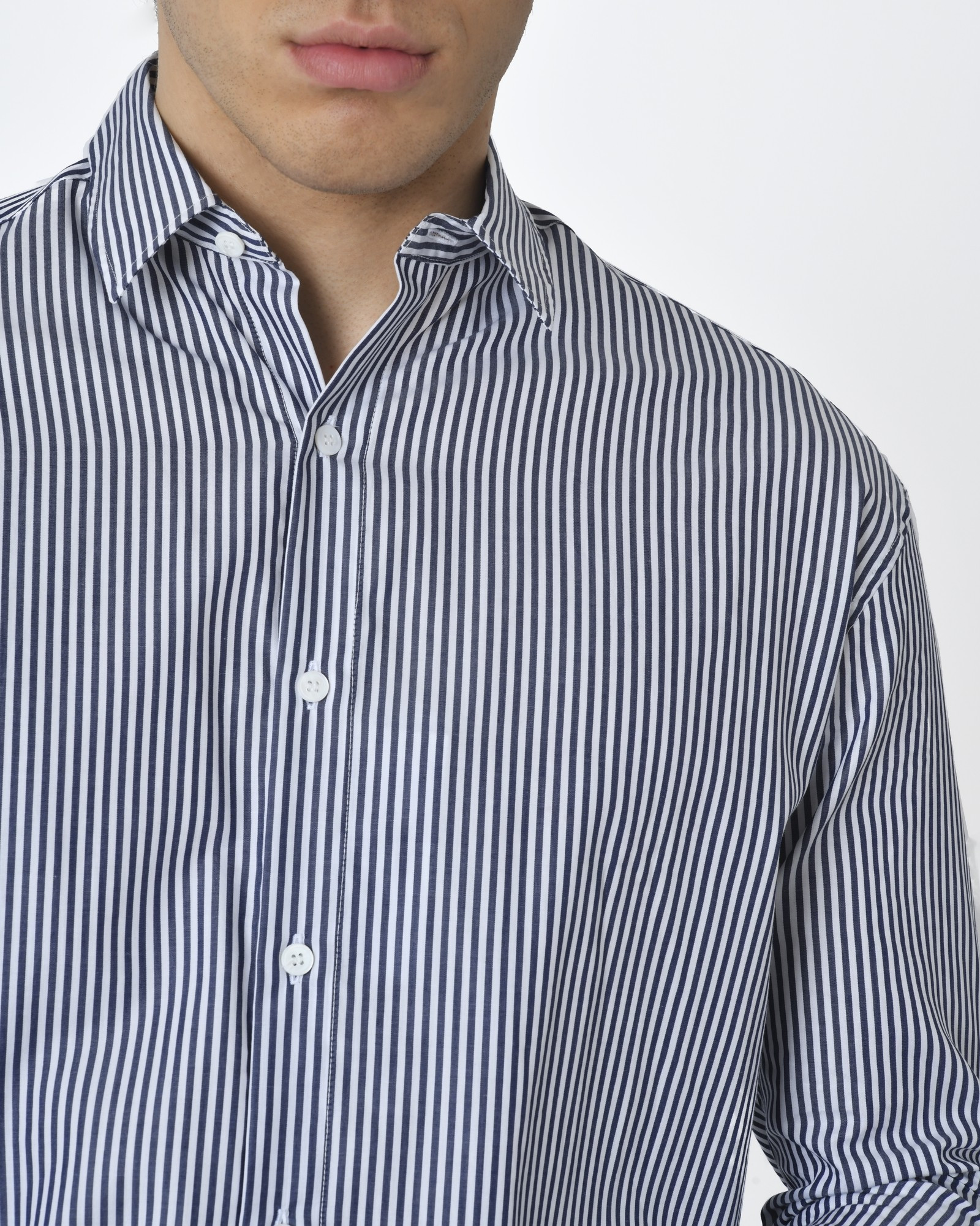 Chemise à rayures bleue Editions M.R