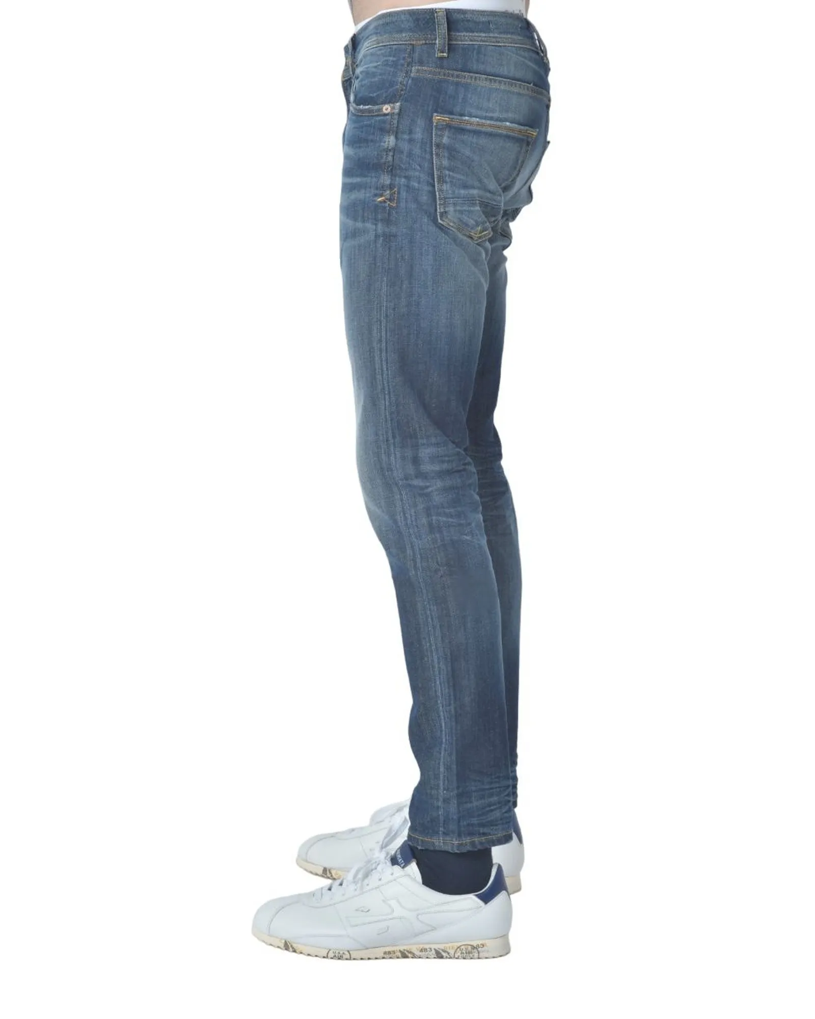 Jean denim délavé détail bordure de poche orange 3D