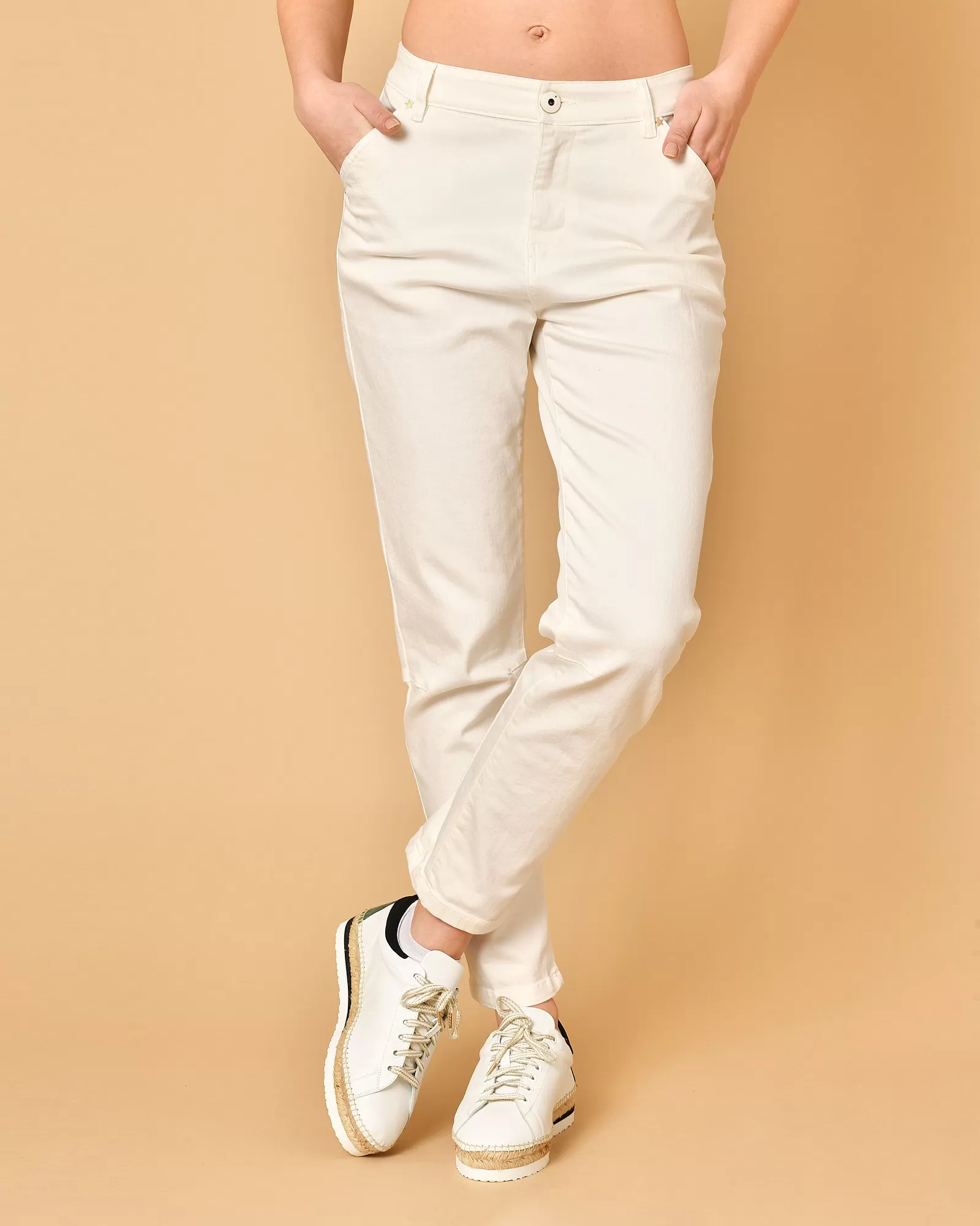 Jean fuselé Lorena Antoniazzi