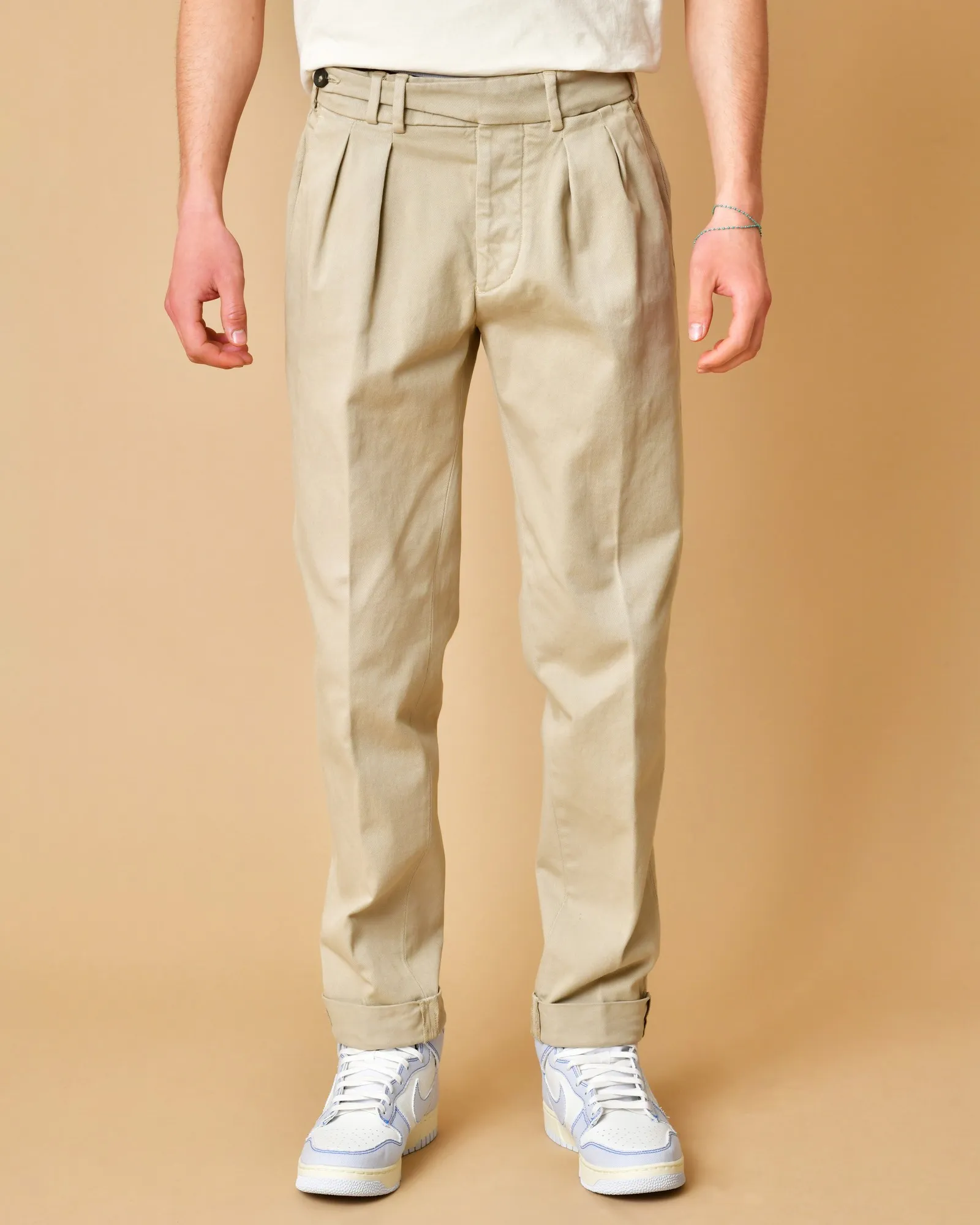 Pantalon fuselé à deux pinces beige Michael Coal