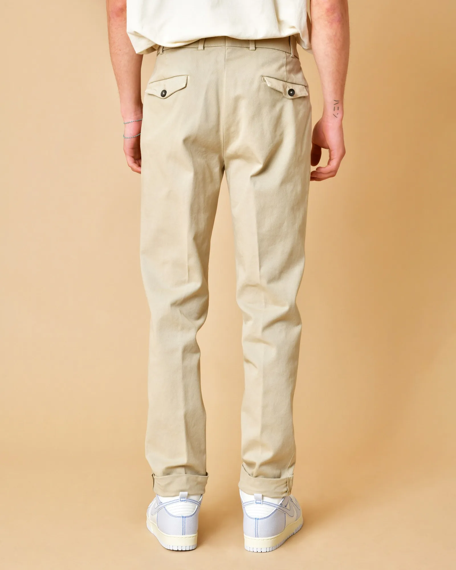 Pantalon fuselé à deux pinces beige Michael Coal