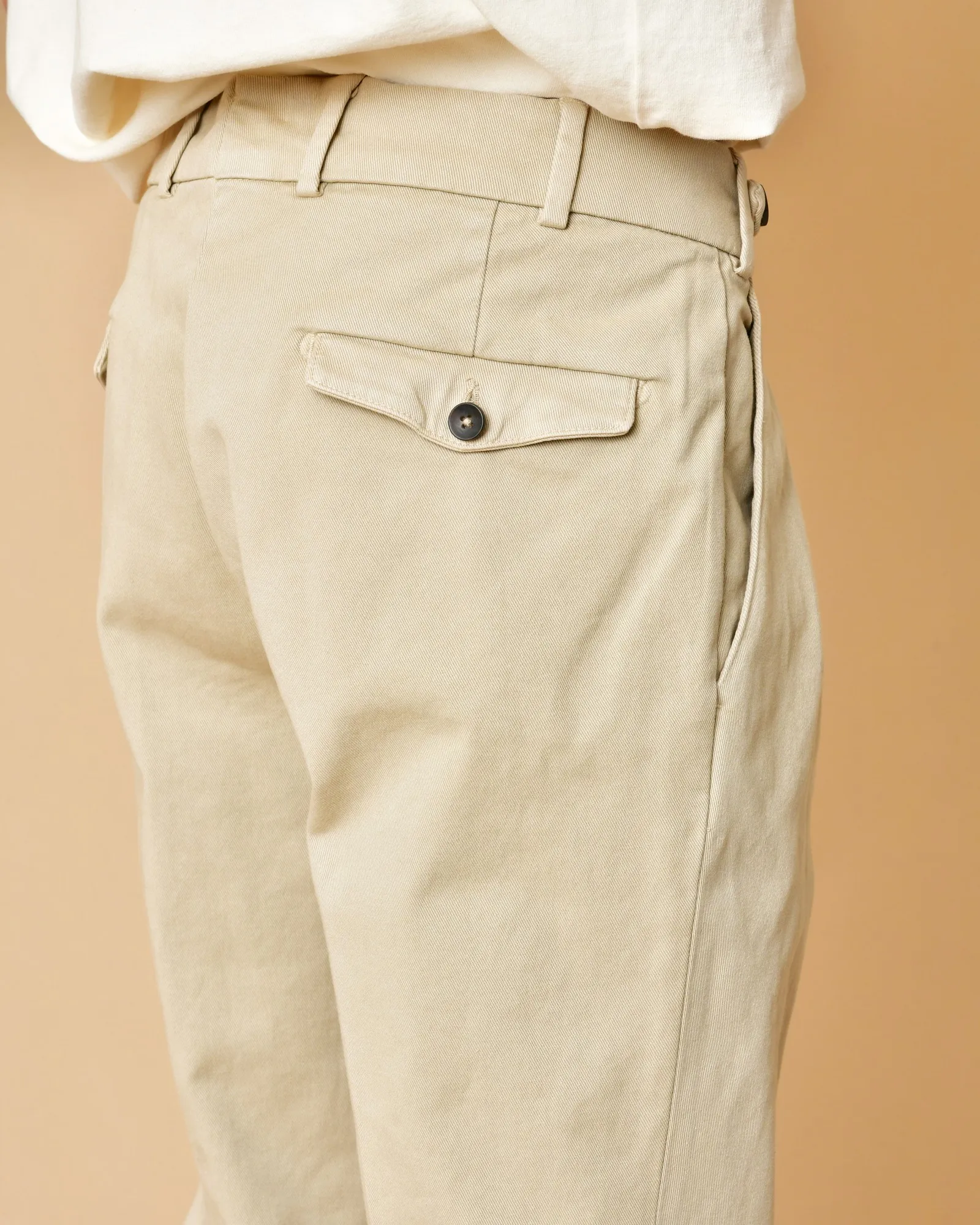 Pantalon fuselé à deux pinces beige Michael Coal