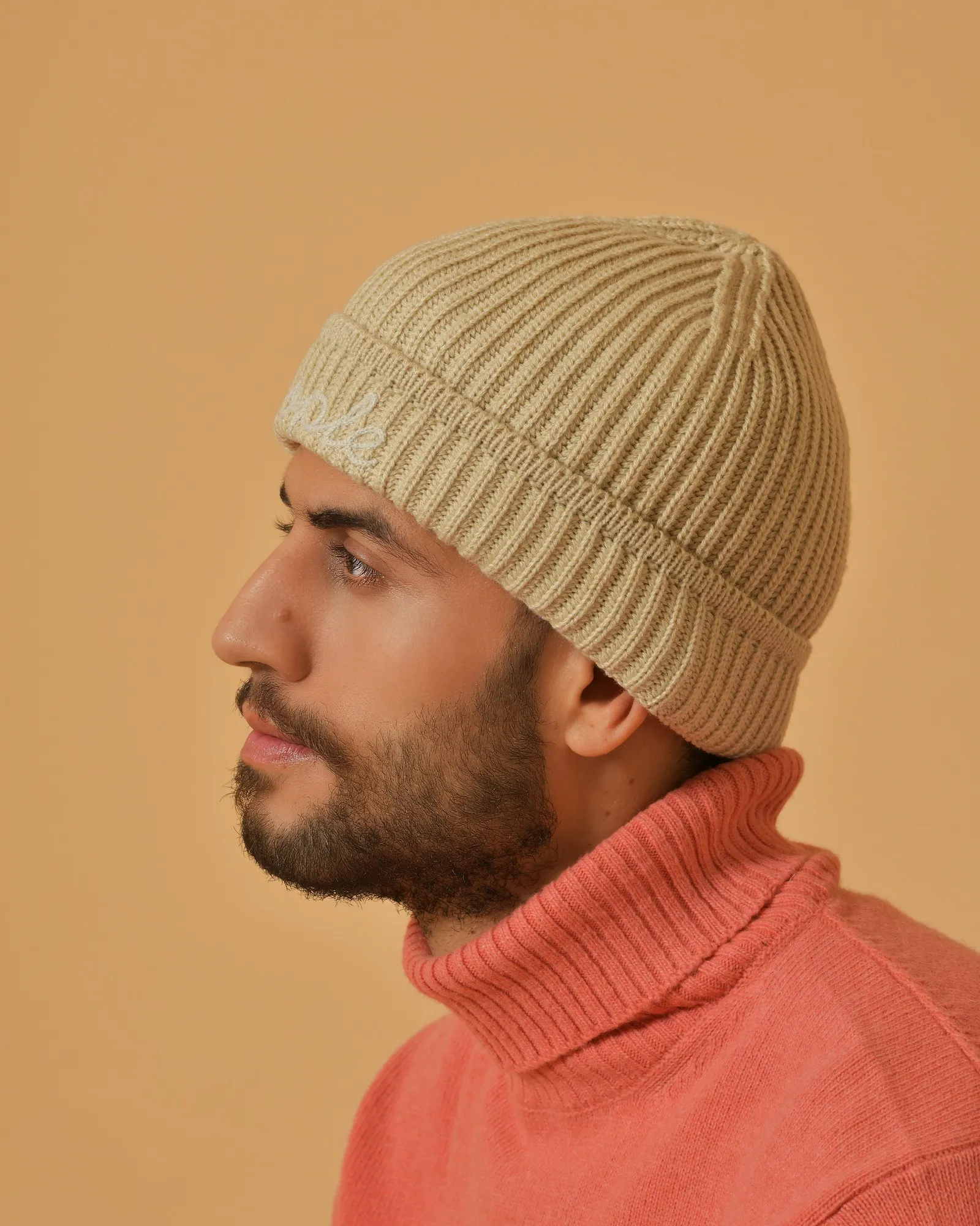 Bonnet beige en maille People Of Shibuya