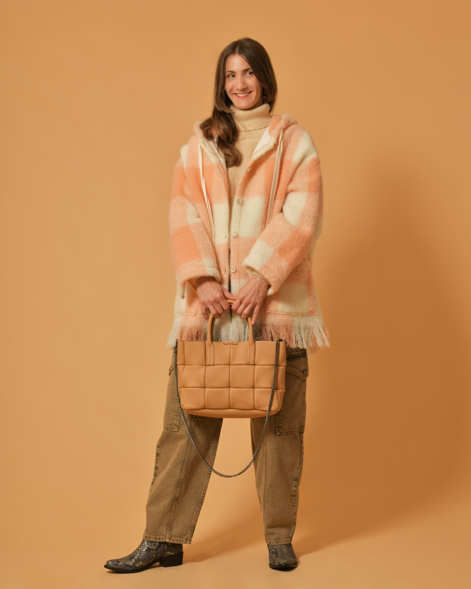 Sac à main en cuir texturé camel matelassé Falorni 