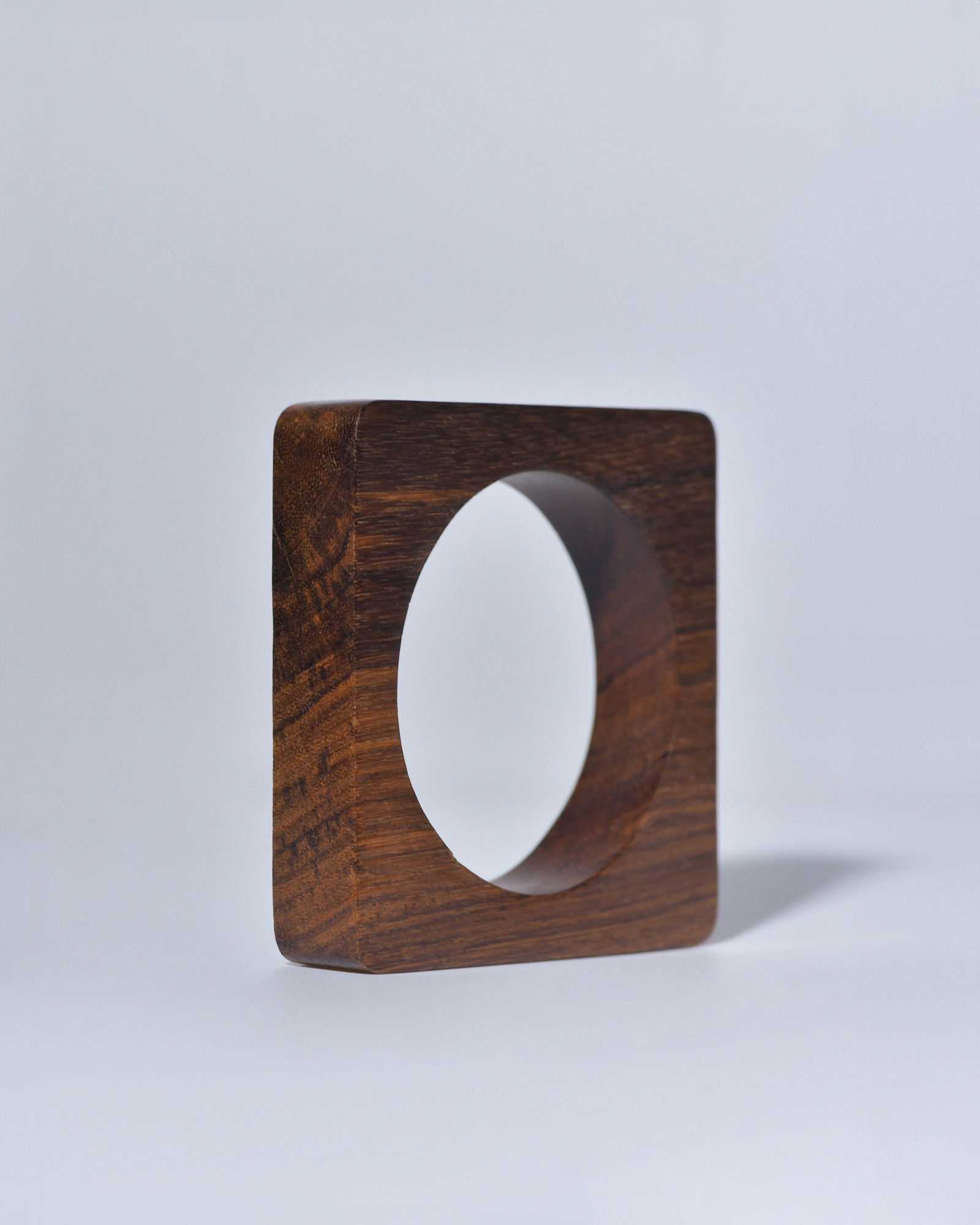 Bracelet carré en bois Liviana Conti