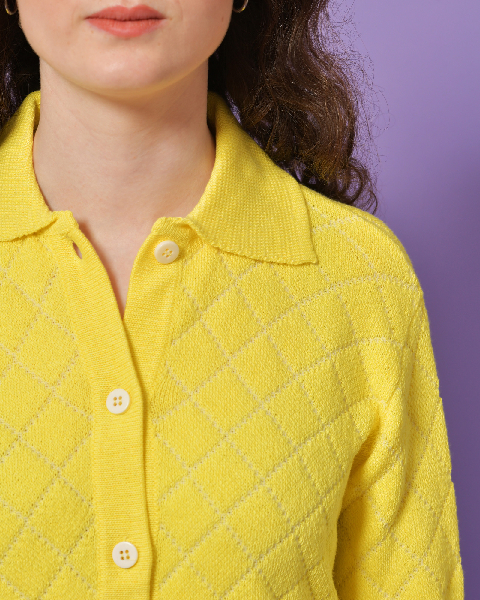 Cardigan en coton jaune à imprimé AVN