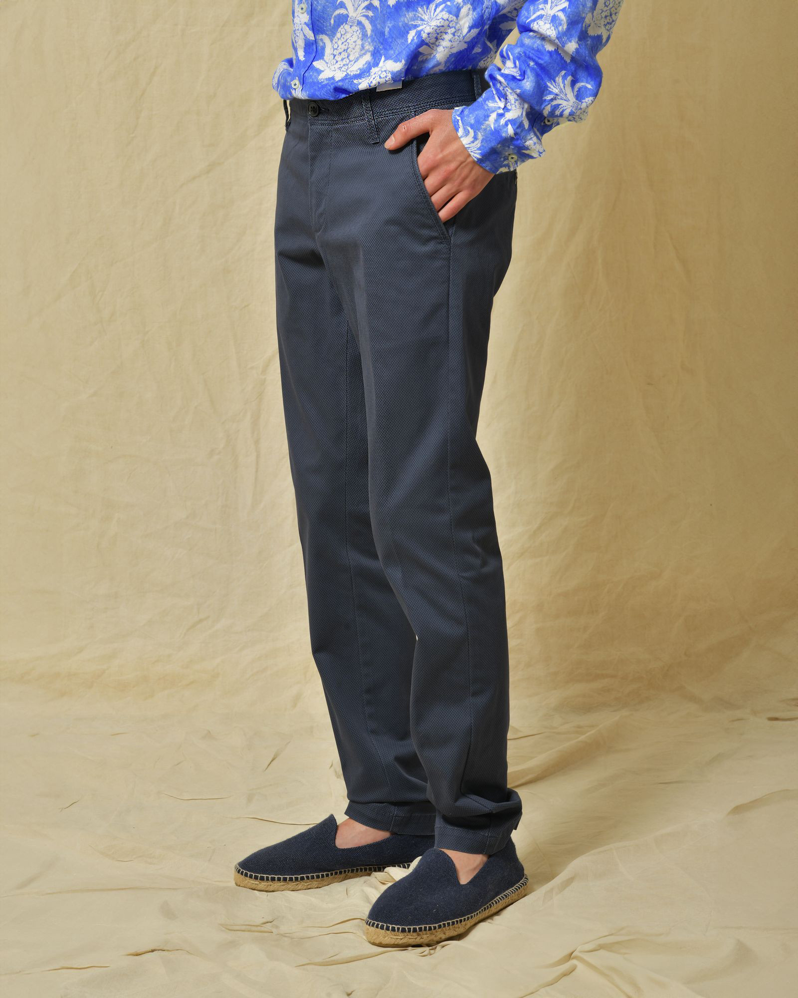 Pantalon en coton bleu AT.P.CO