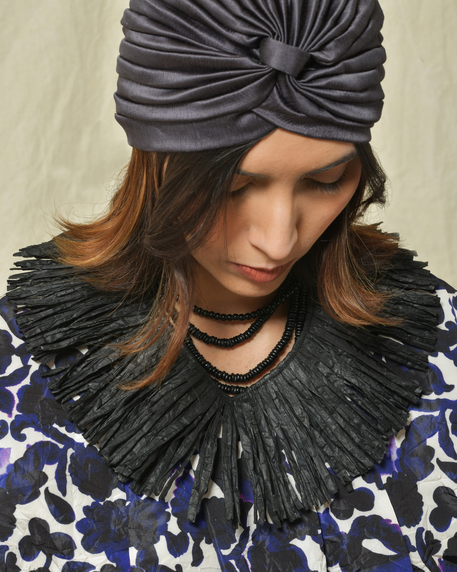 Collier à franges en raphia Liviana Conti