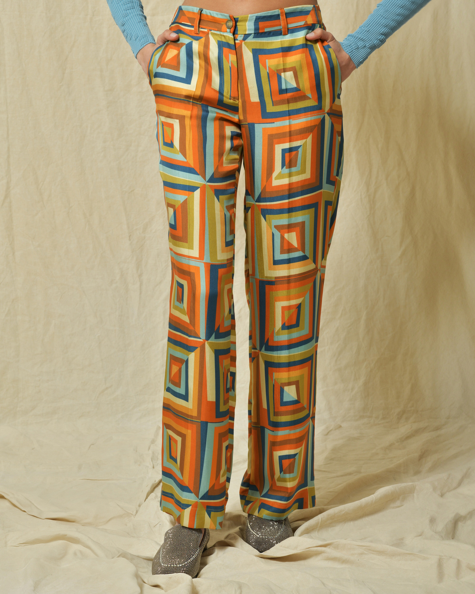 Pantalon à motifs géométrique Co.Go