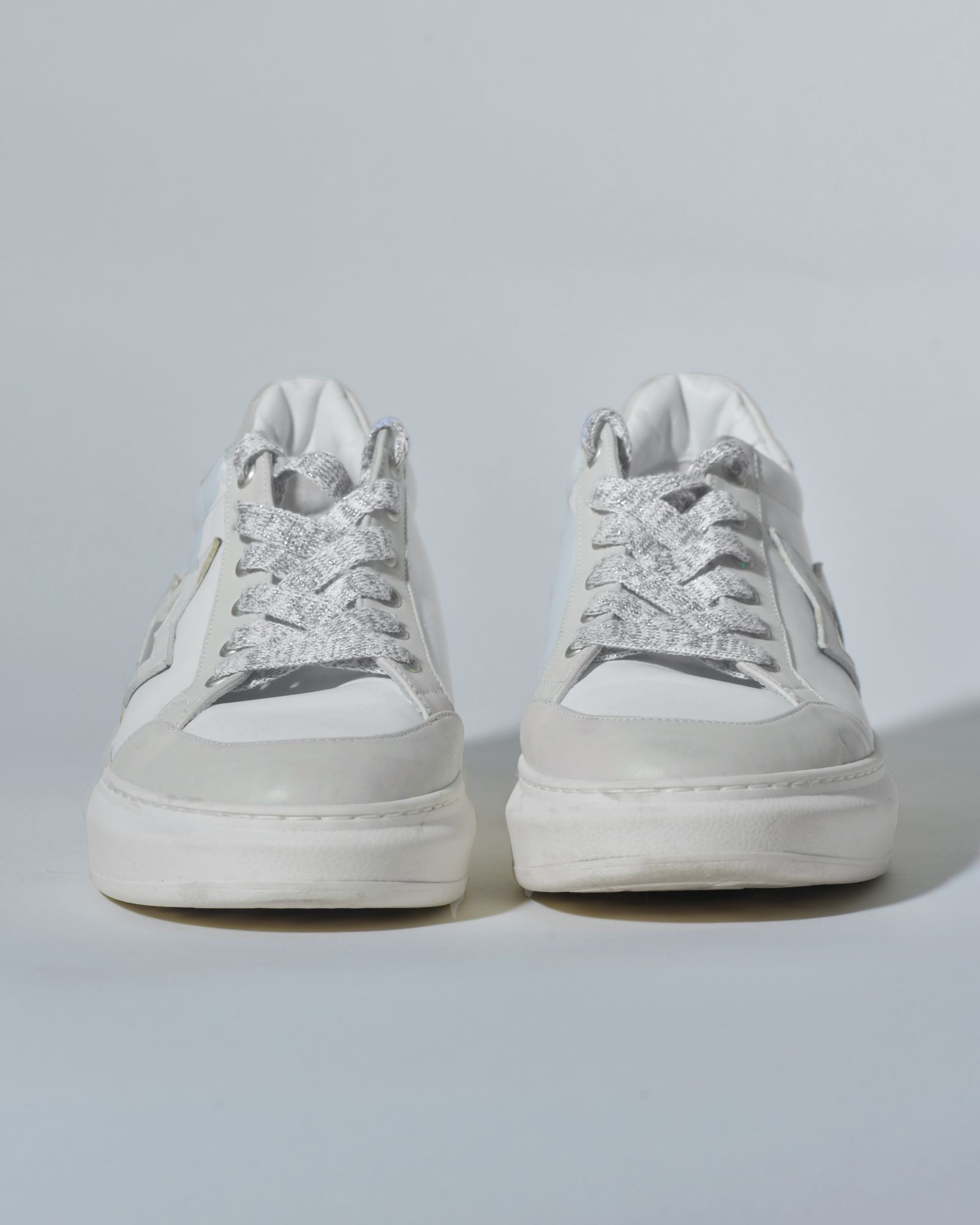 Baskets en cuir à détail étoilé Lorena Antoniazzi