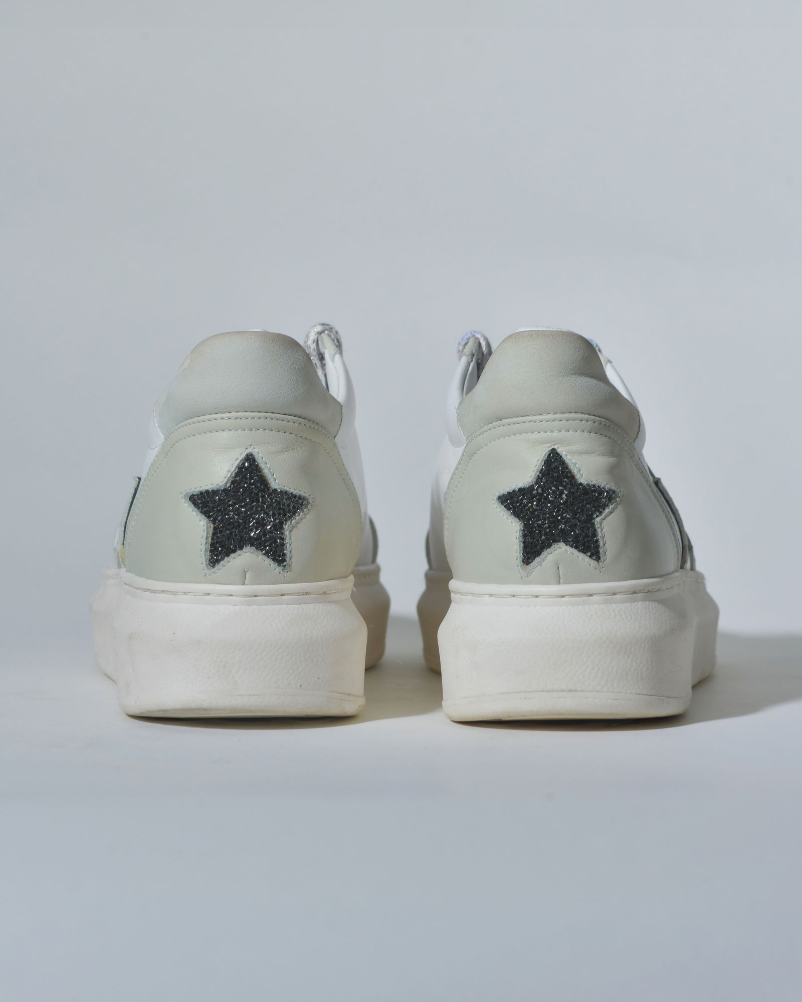 Baskets en cuir à détail étoilé Lorena Antoniazzi