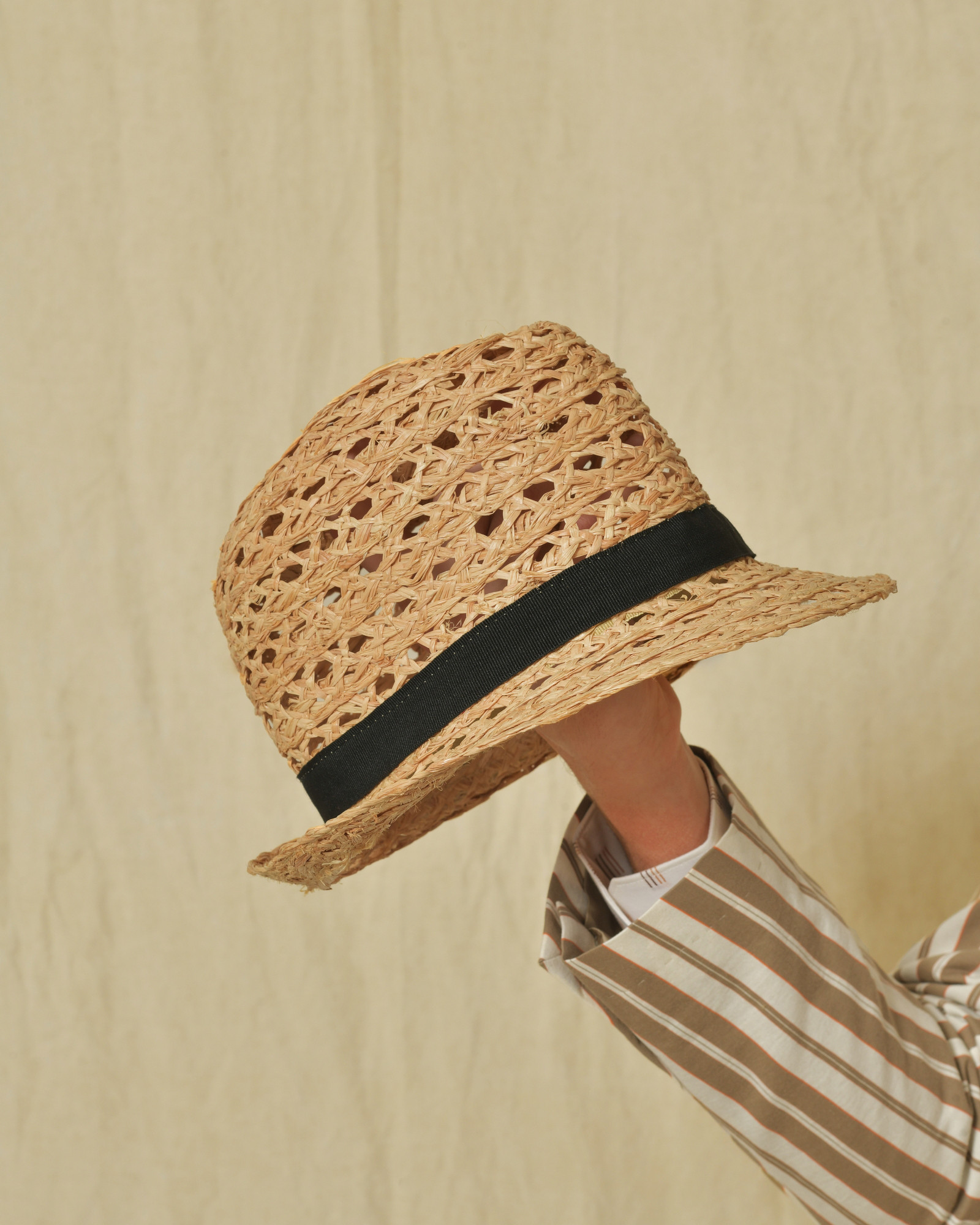 Chapeau en raphia à rubans Caterina Bertini