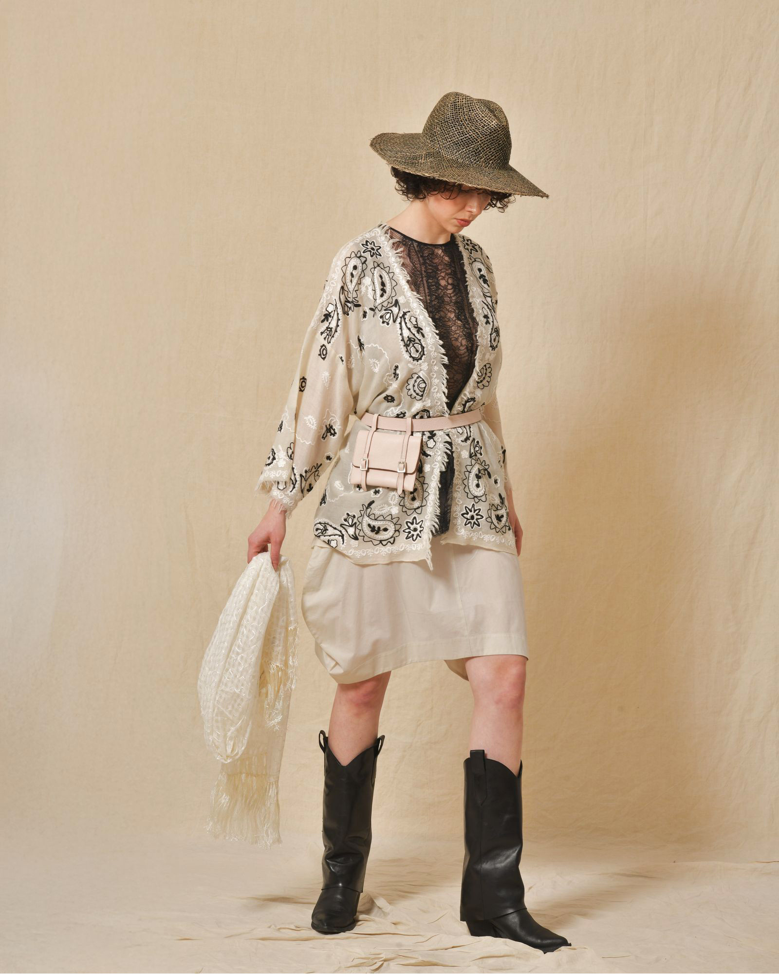 Gilet beige à motifs Parosh