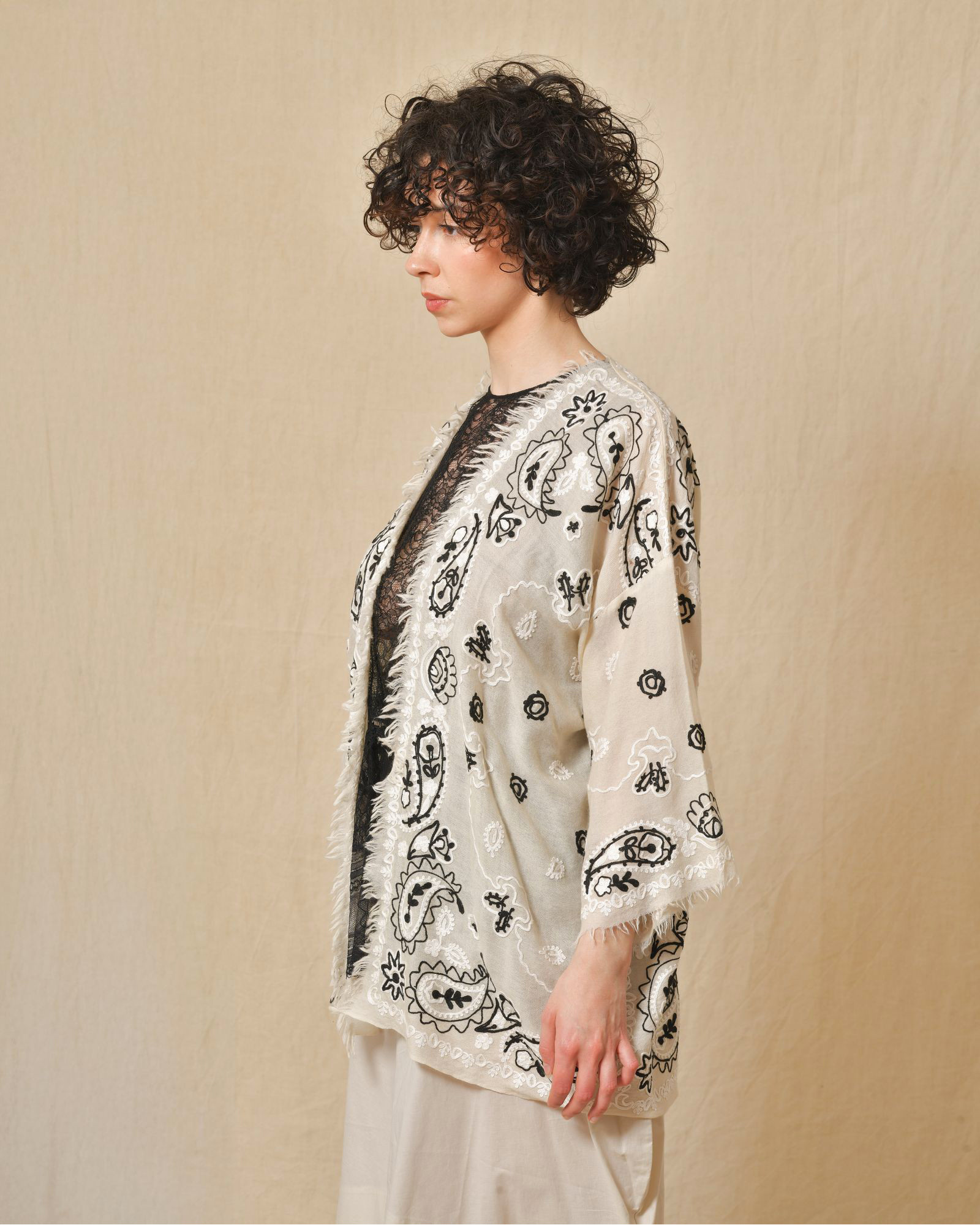 Gilet beige à motifs Parosh