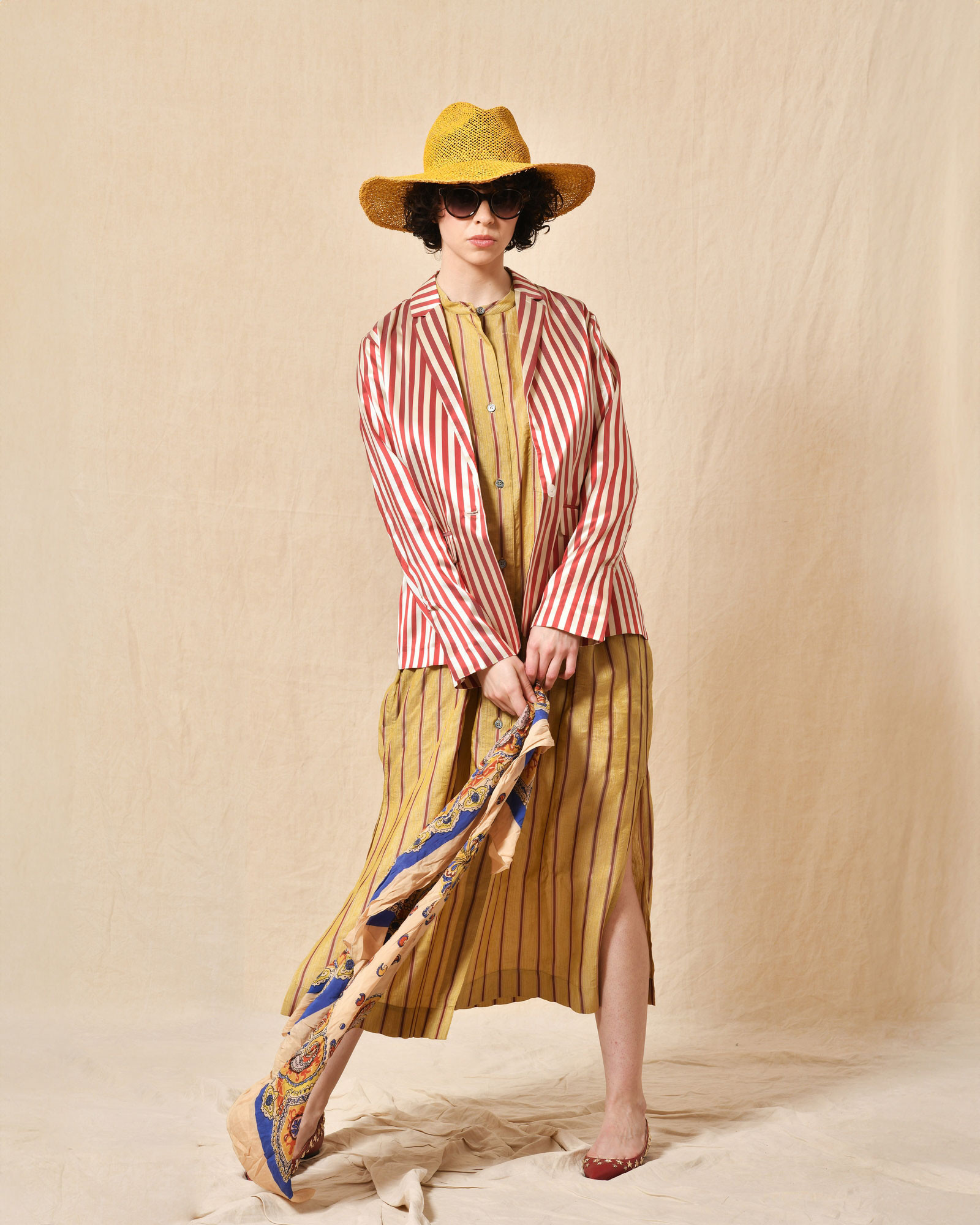 Robe beige à rayures Pomandère