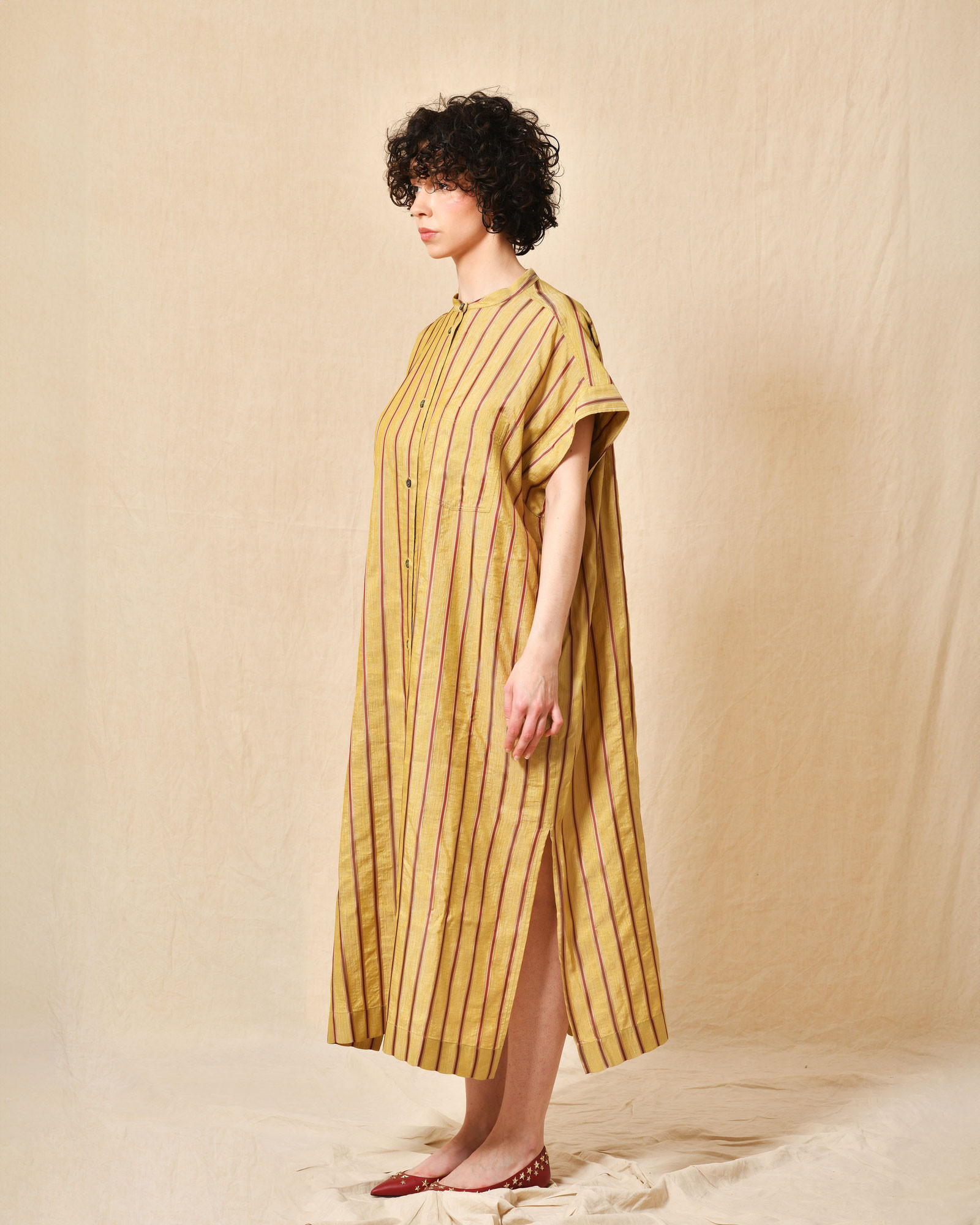 Robe beige à rayures Pomandère