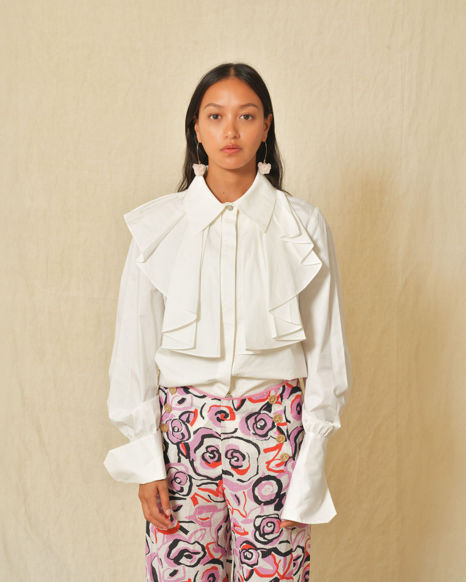 Chemisier à col plastron blanc Edward Achour