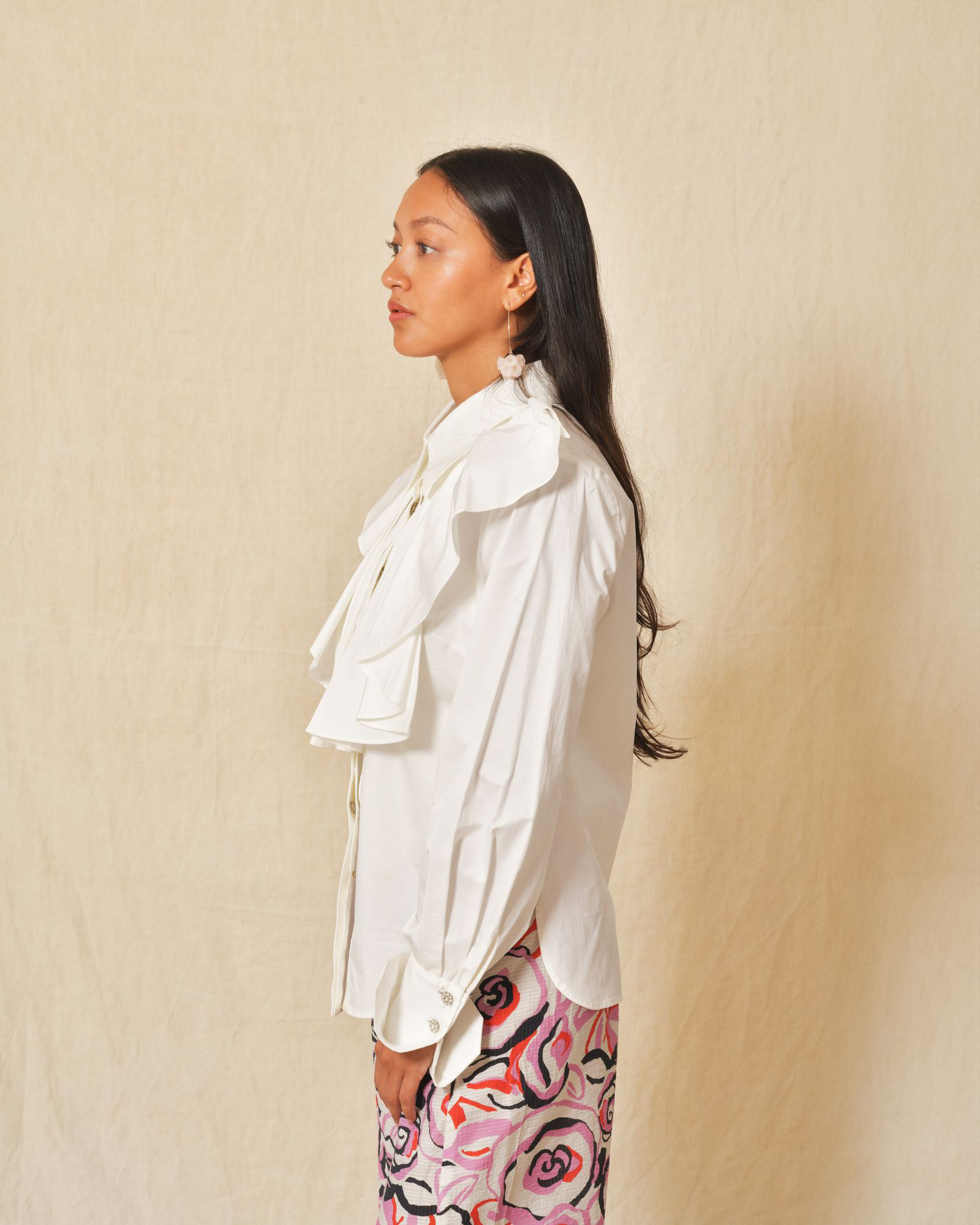 Chemisier à col plastron blanc Edward Achour