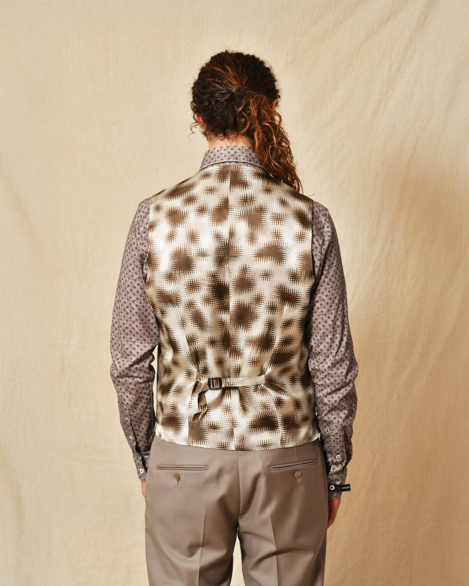 Costume trois pièces taupe AT.P.CO