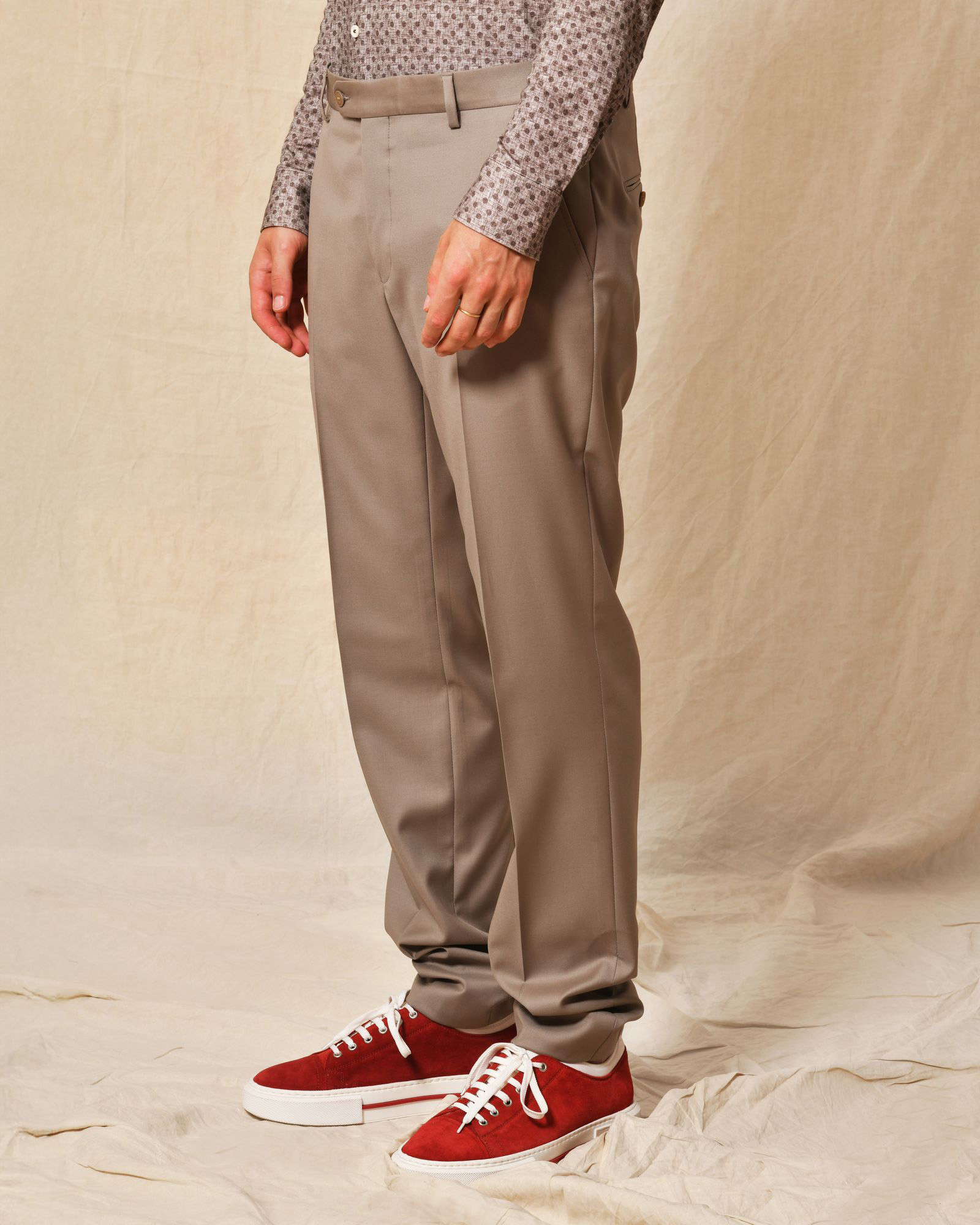 Costume trois pièces taupe AT.P.CO