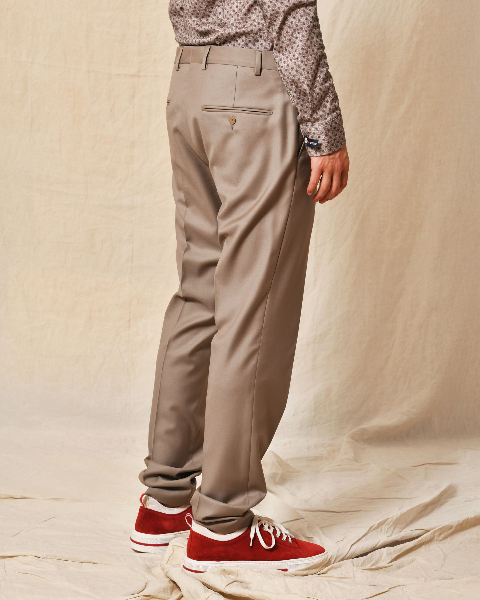 Costume trois pièces taupe AT.P.CO