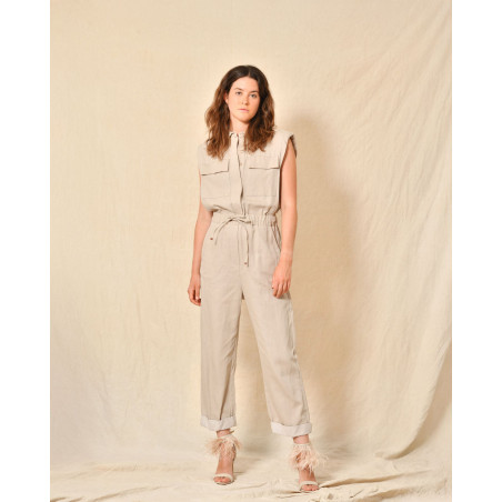 Combinaison beige à épaulettes Lorena Antoniazzi