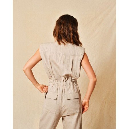 Combinaison beige à épaulettes Lorena Antoniazzi