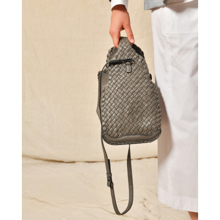 Sac à main gris en cuir tressé Falorni