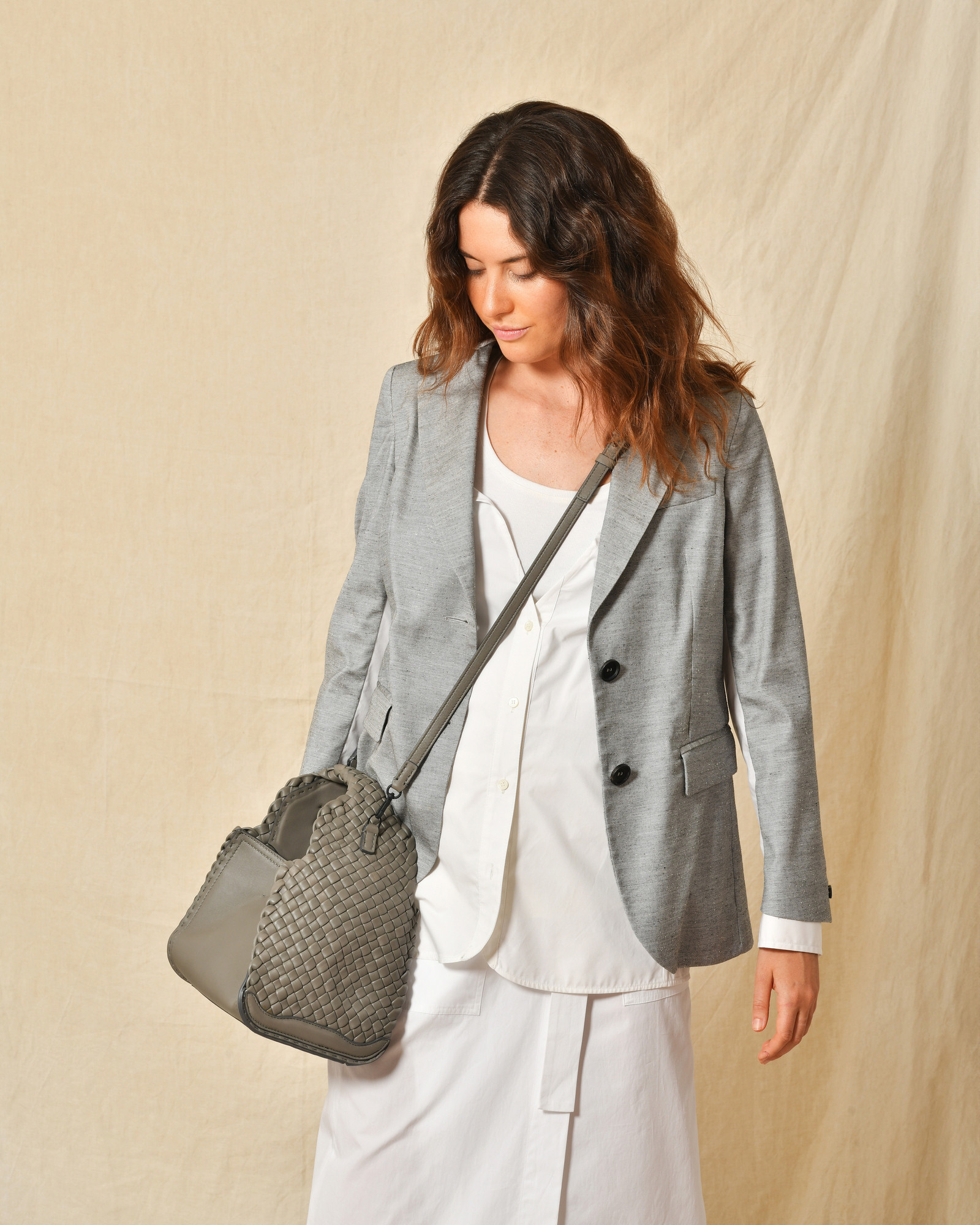 Sac à main gris en cuir tressé Falorni