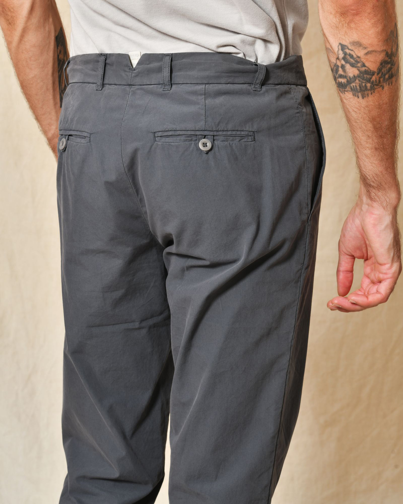 Pantalon en coton gris Band Of Outsiders