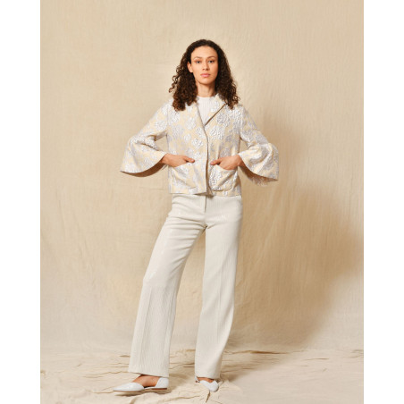 Veste courte avec finition fleuris Sara Roka