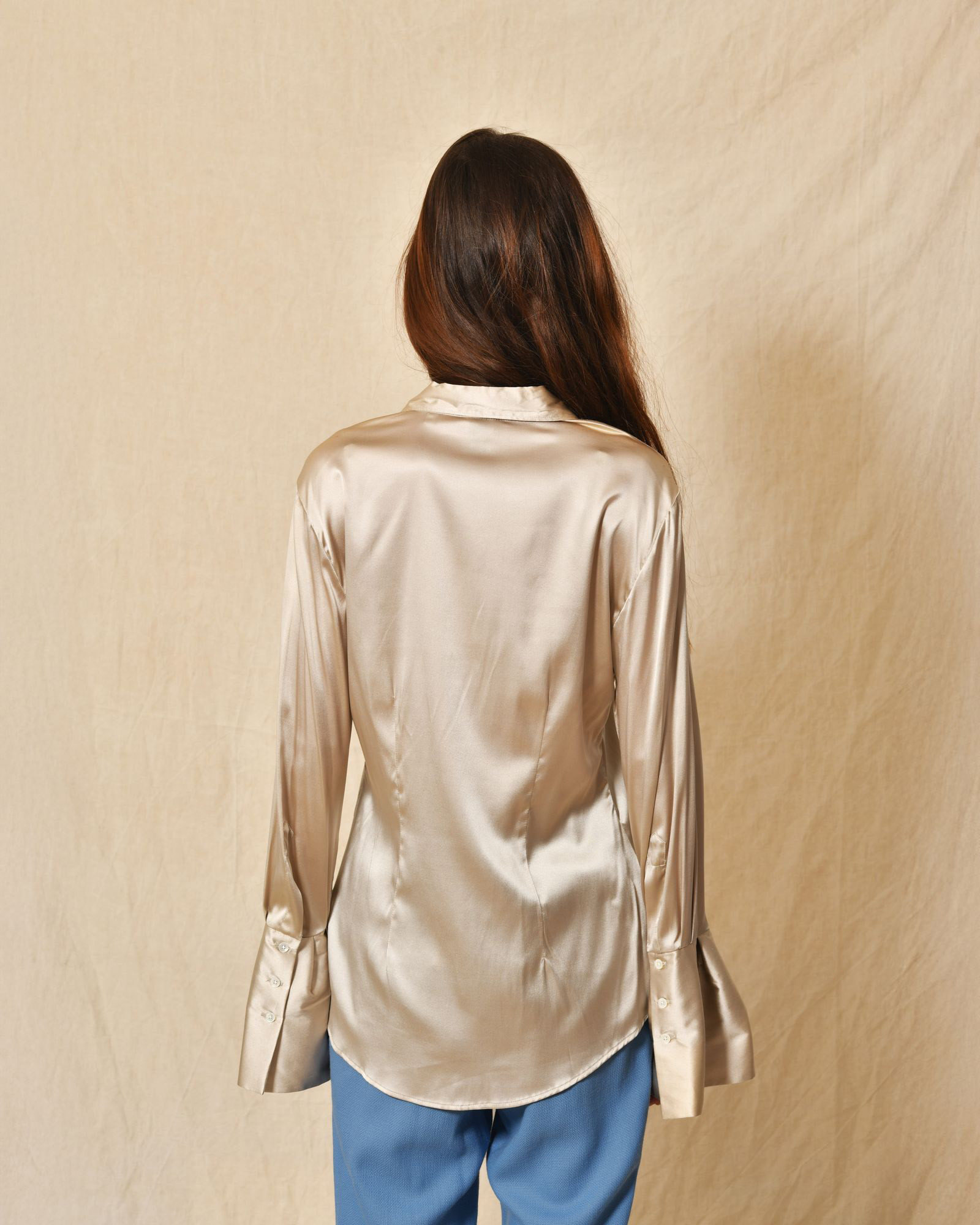 Chemisier en soie argenté Sara Roka