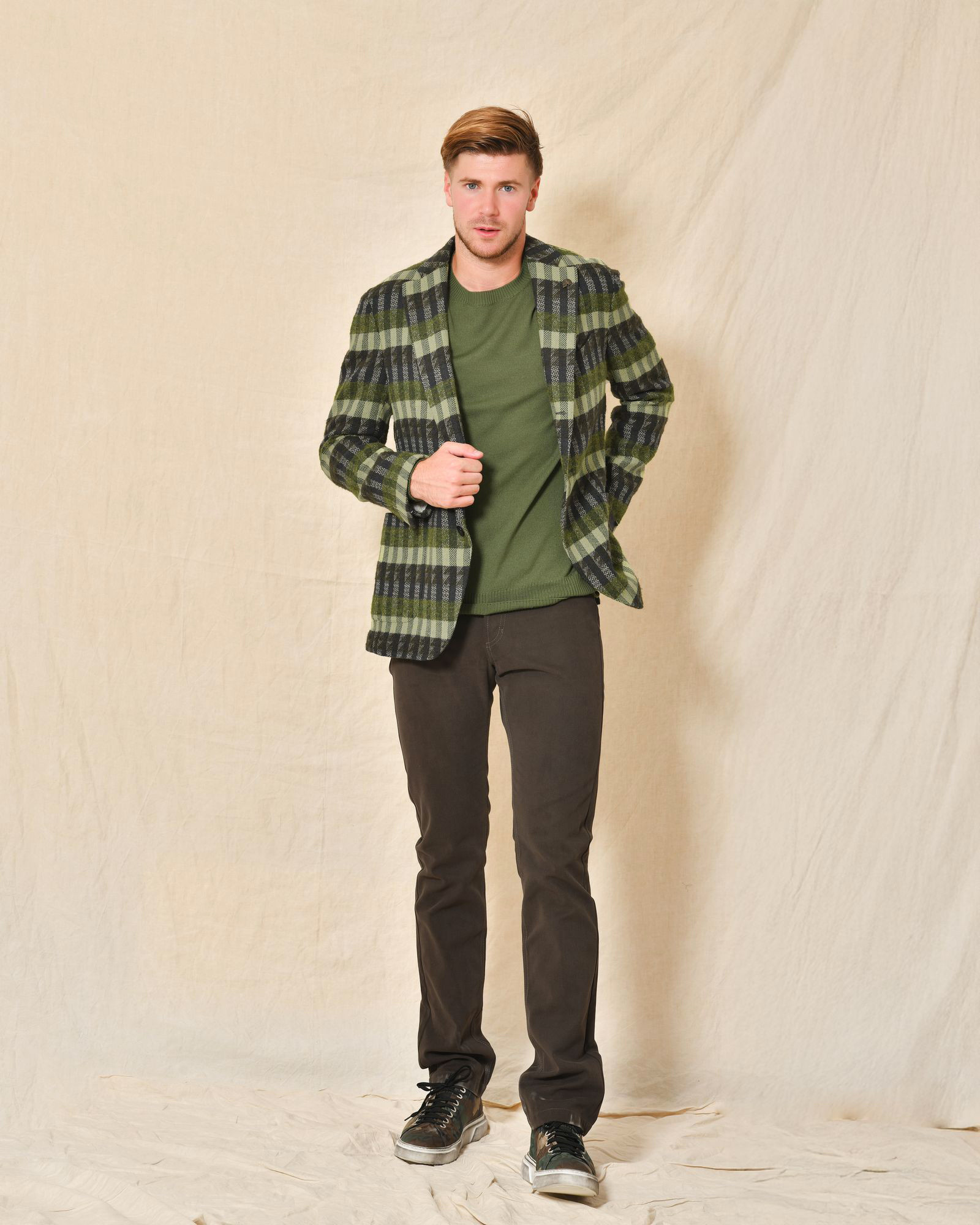 Pull vert en maille légère Scaglione