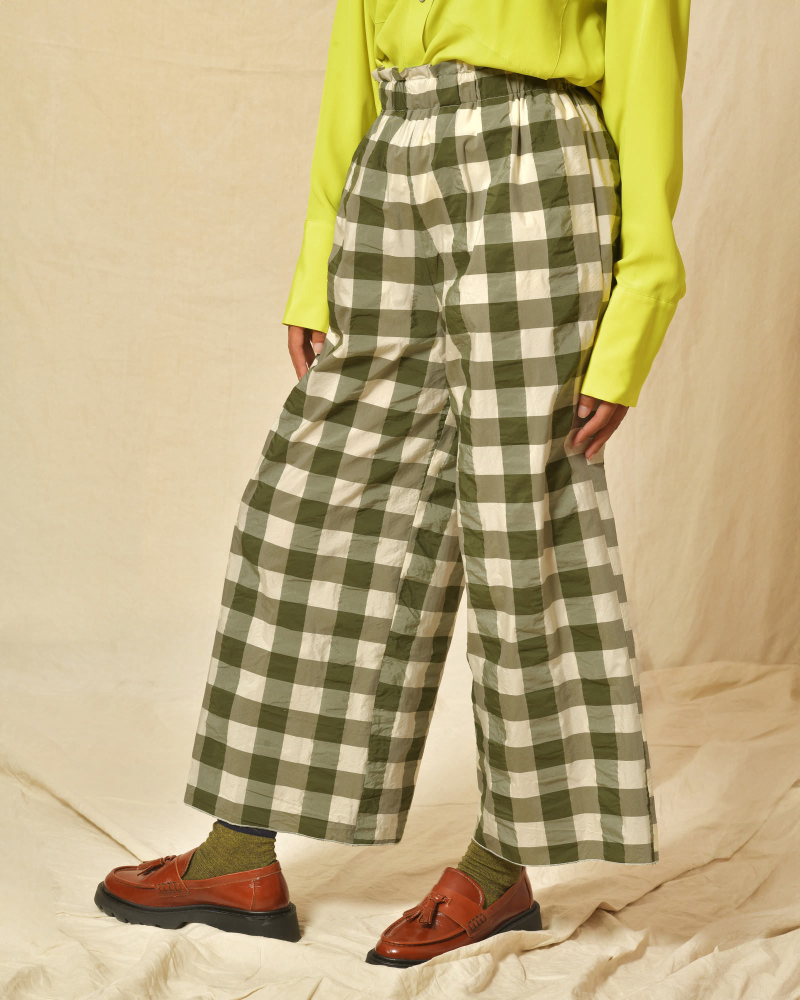 Pantalon en coton kaki à carreaux AVN