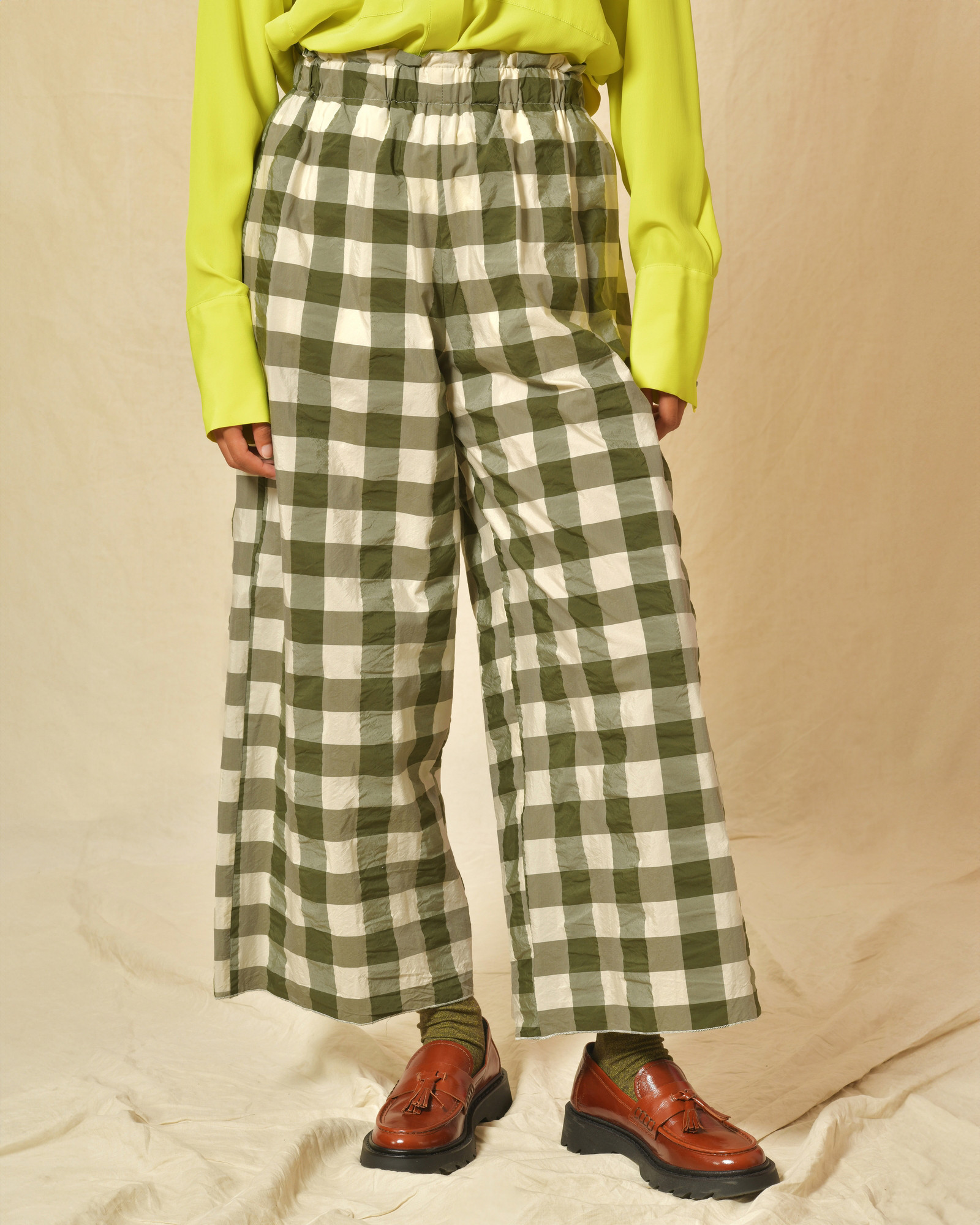 Pantalon en coton kaki à carreaux AVN