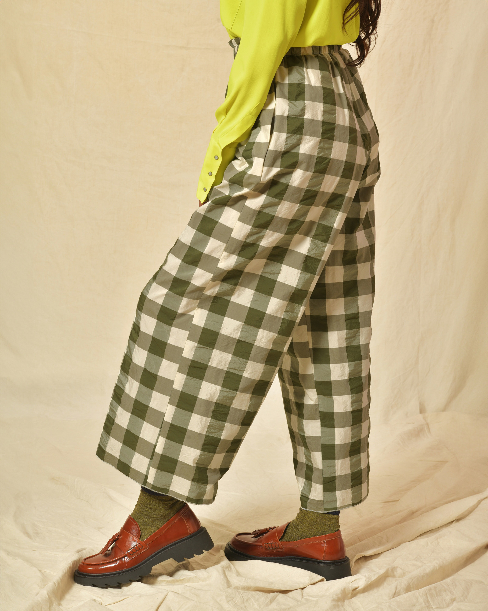 Pantalon en coton kaki à carreaux AVN