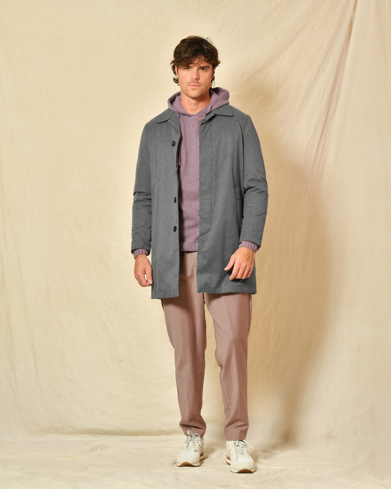 Pull en laine à capuche violet Outfit