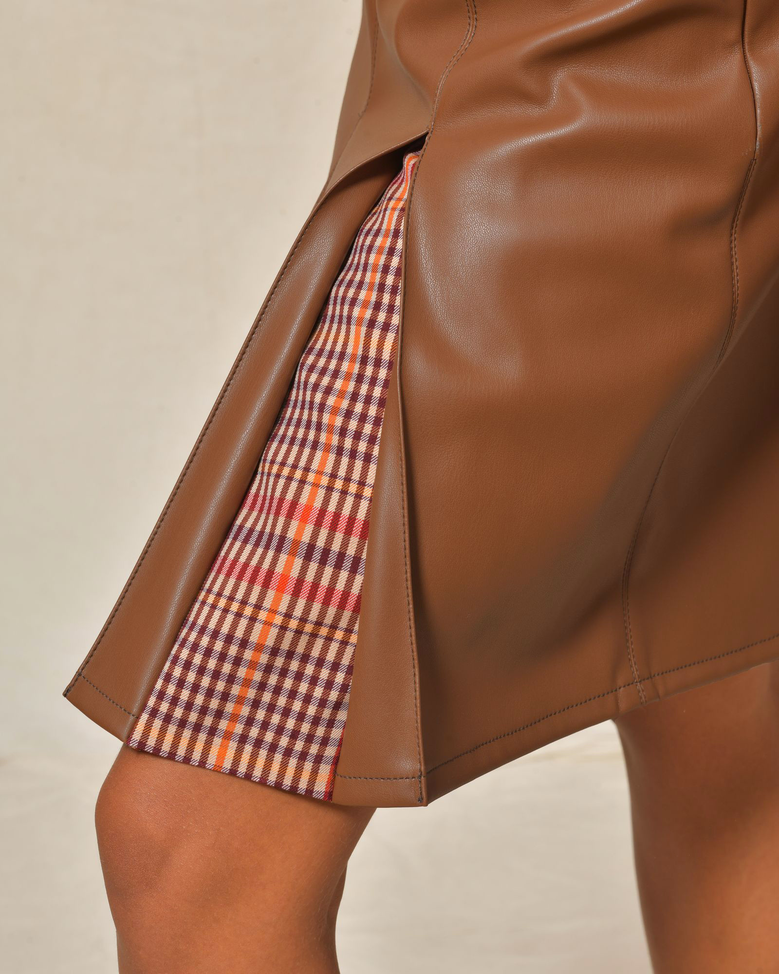 Jupe marron avec motifs Sfizio