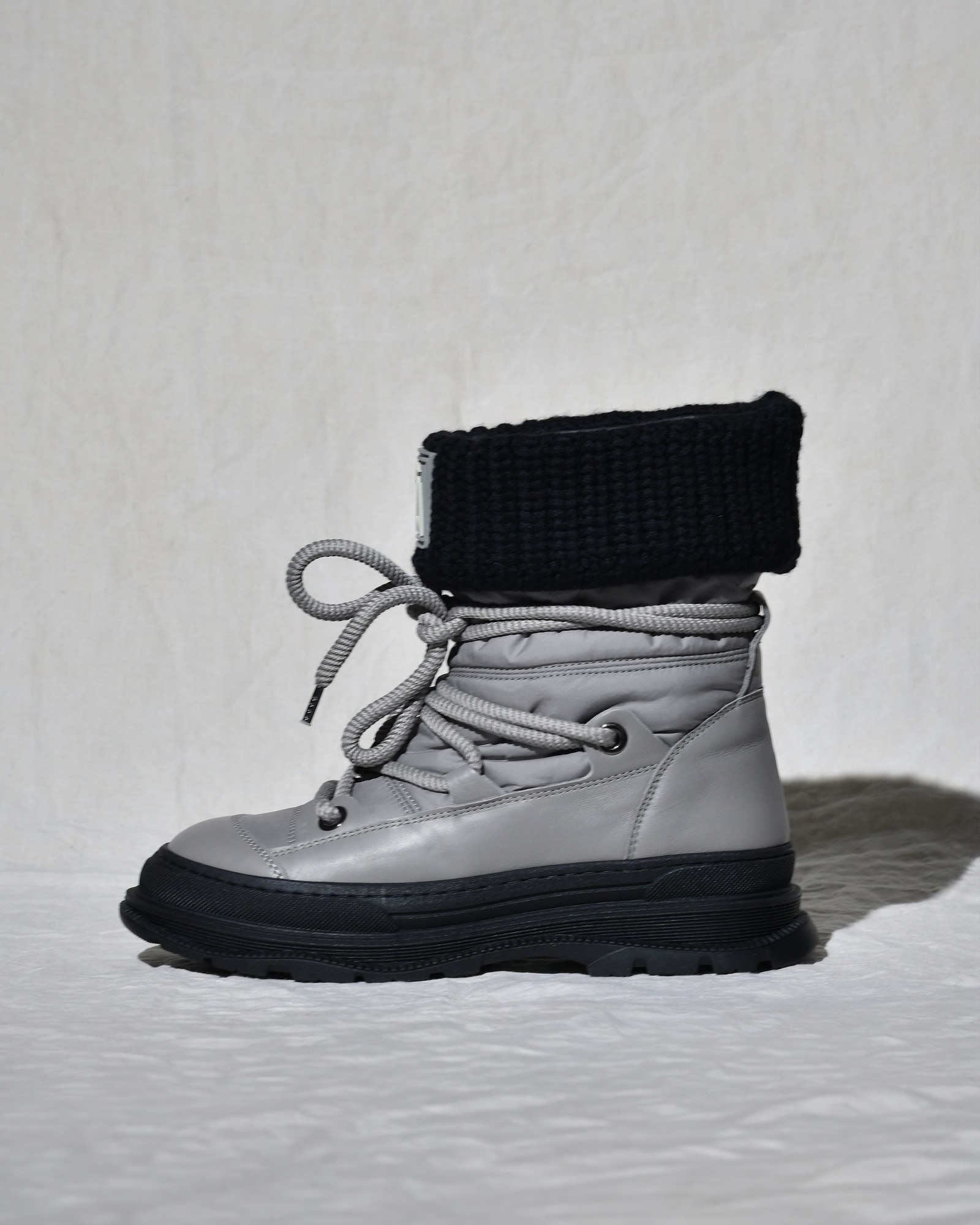 Bottines en cuir gris Lorena Antoniazzi