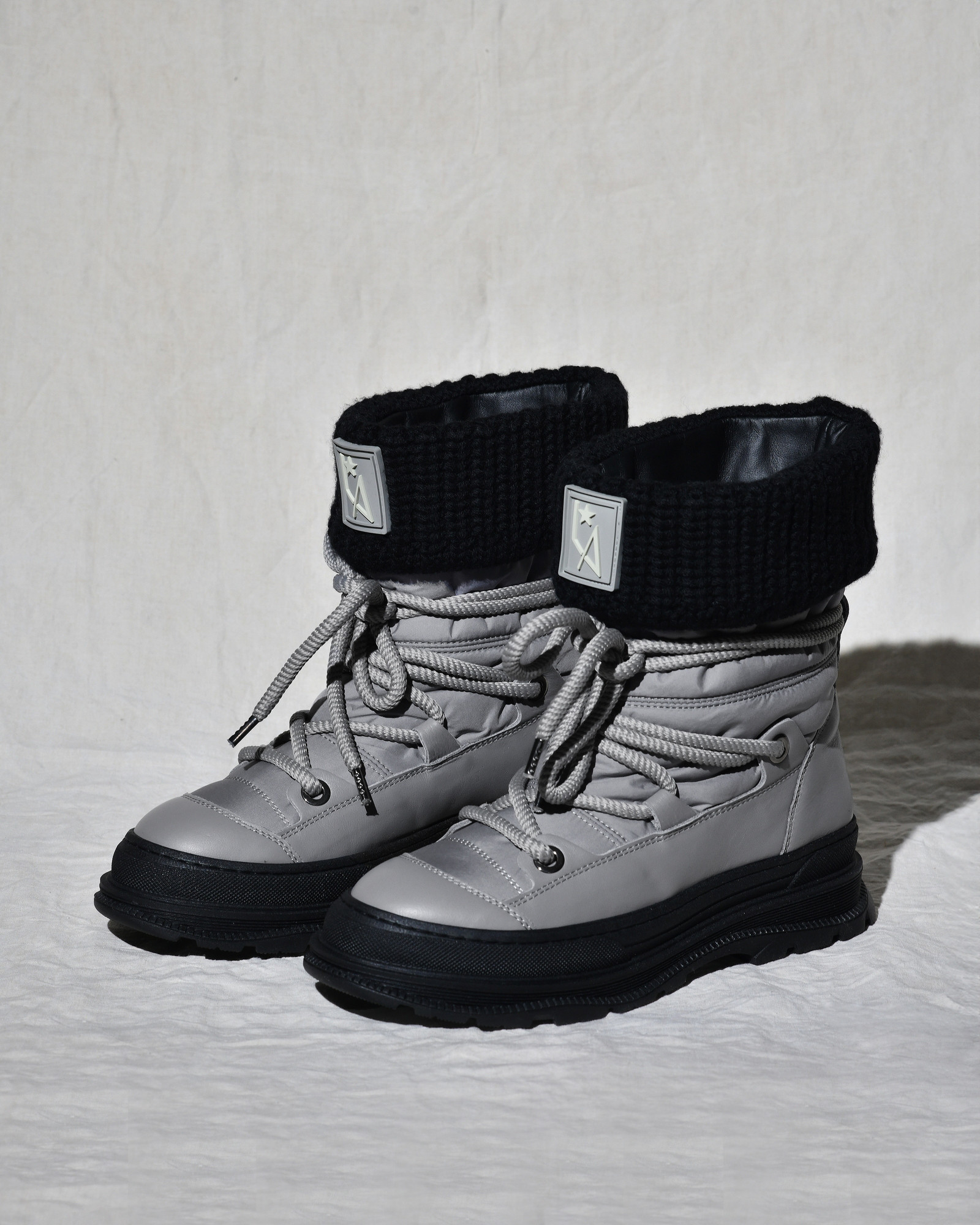 Bottines en cuir gris Lorena Antoniazzi