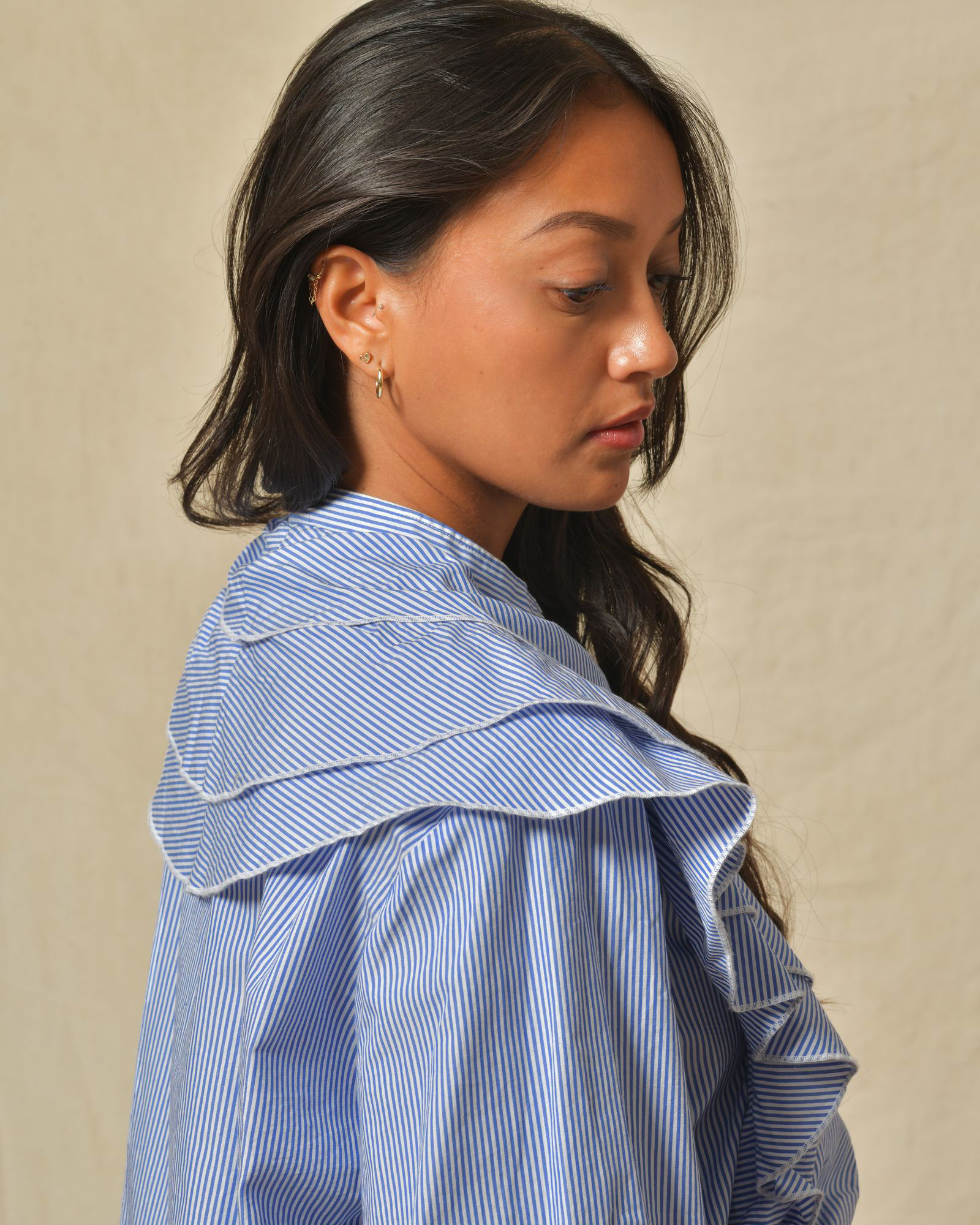 Chemisier à volants bleu et blanc Diega