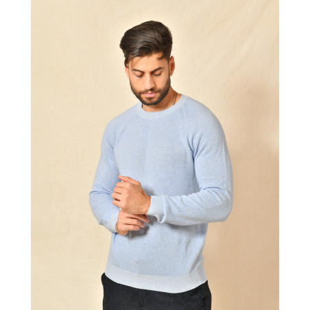 Pull en maille bleu Outfit