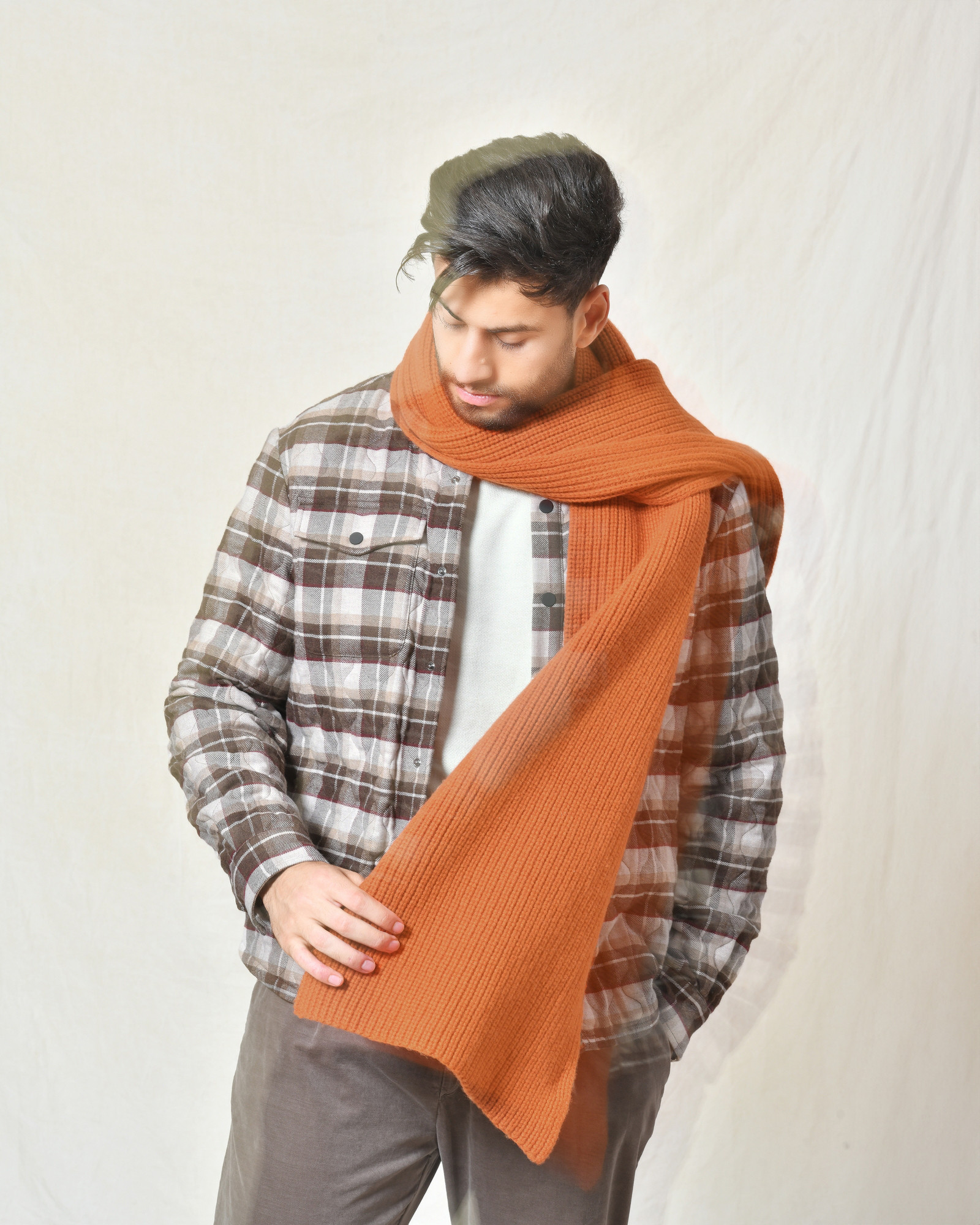 Echarpe en laine orange Cruna