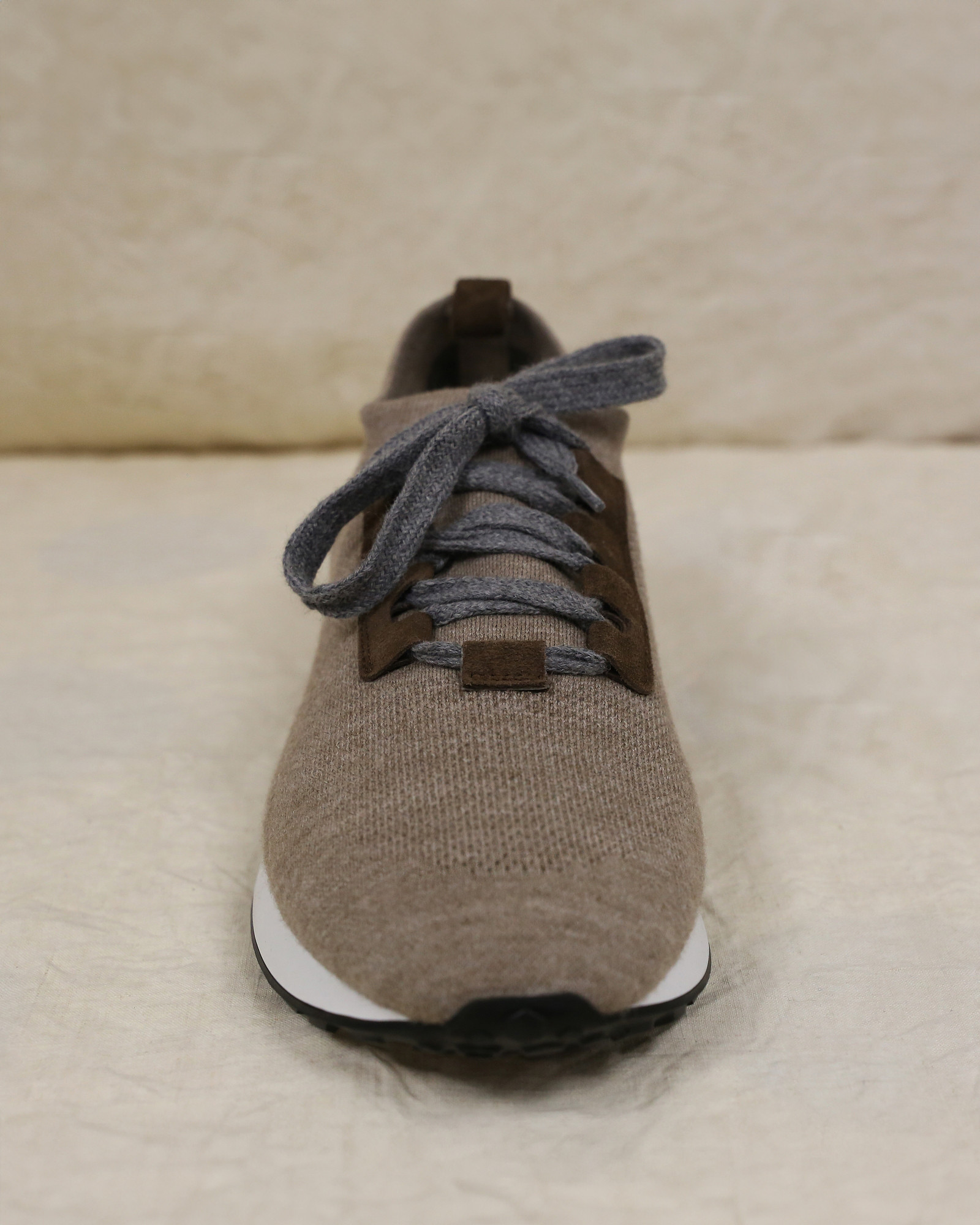 Sneackers en maille respirante taupe Peserico