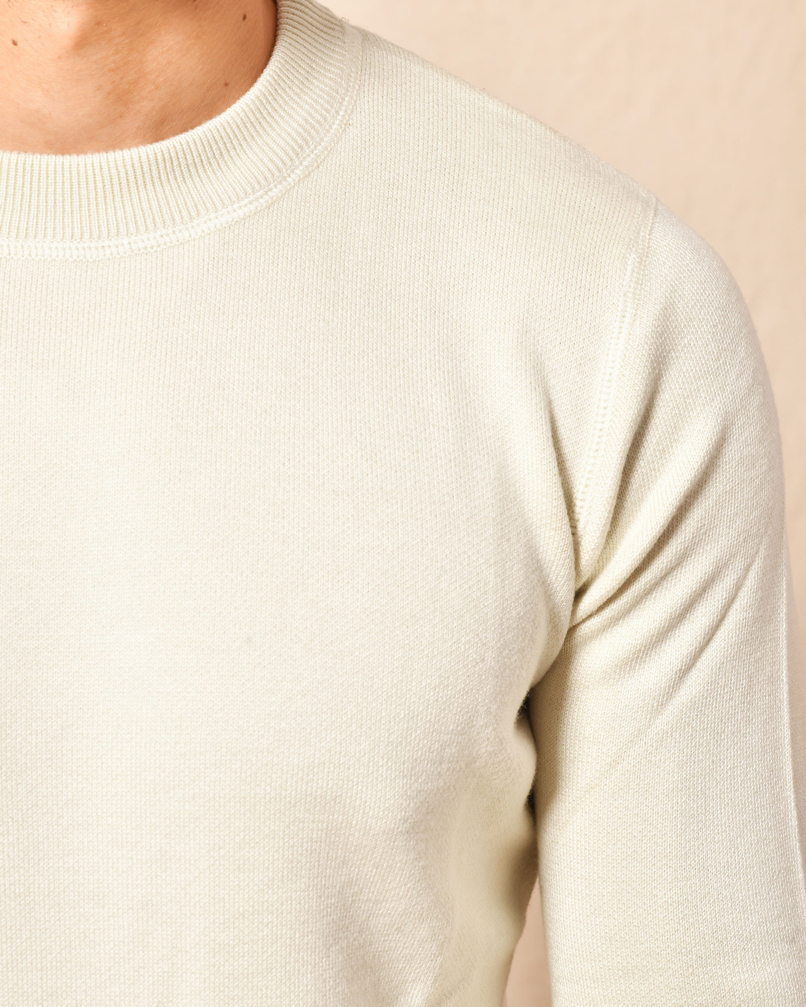 Pull col rond crème Outfit