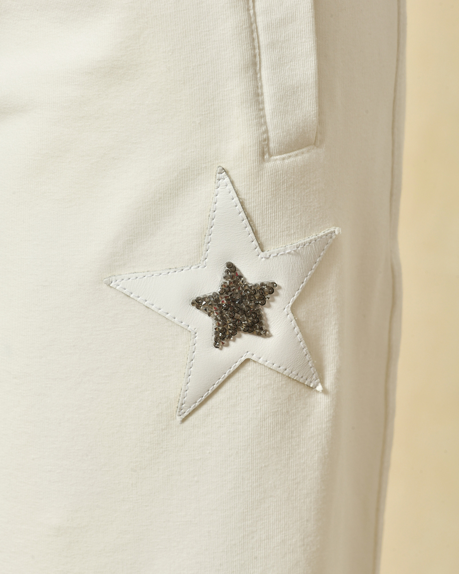 Pantalon de jogging ecru Lorena Antoniazzi