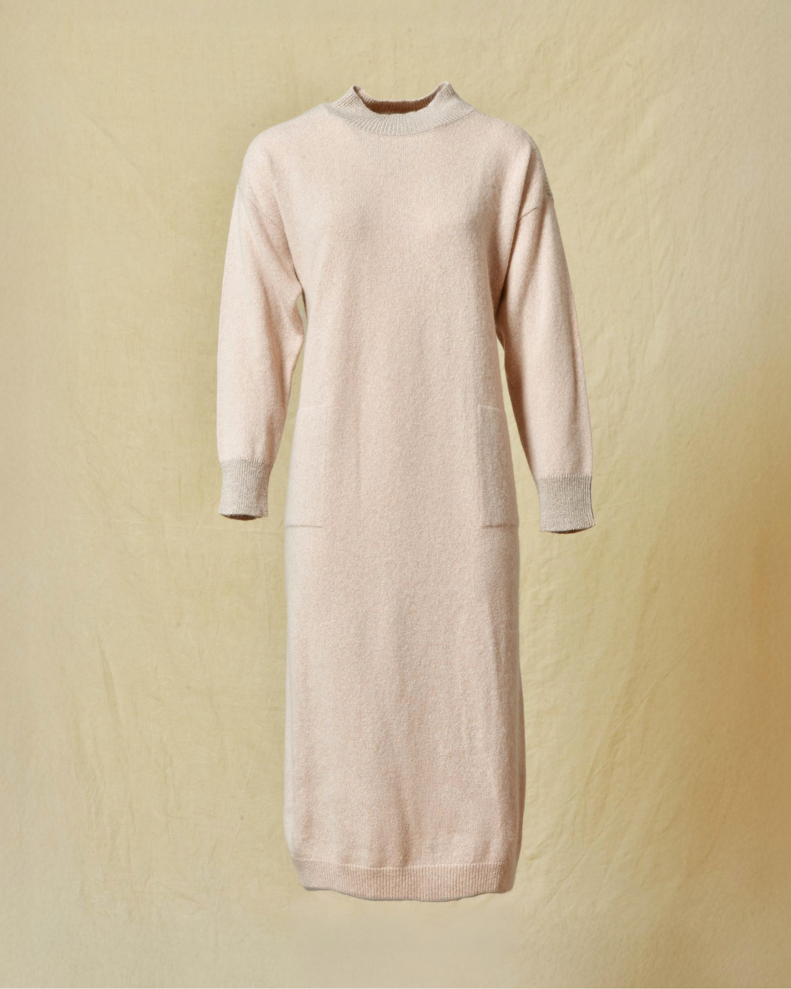 Robe en Laine, soie et cachemire beige Peserico